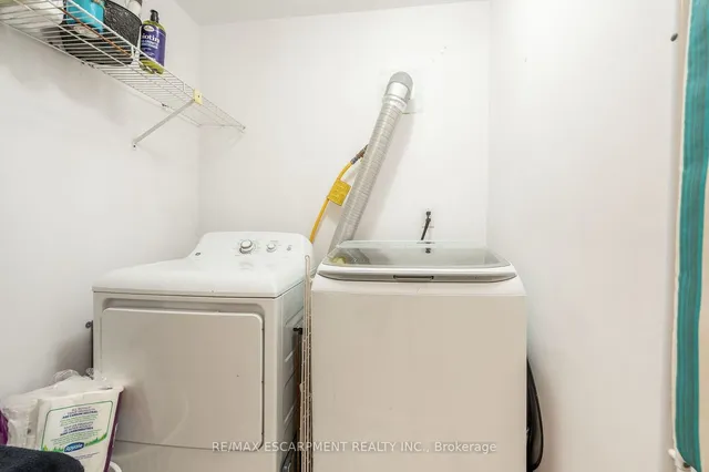 Additional property image - 138 Beaverbrook Ave