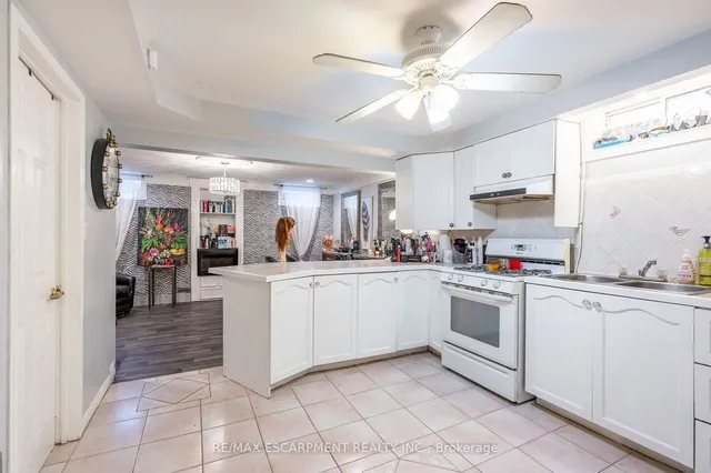 Additional property image - 138 Beaverbrook Ave