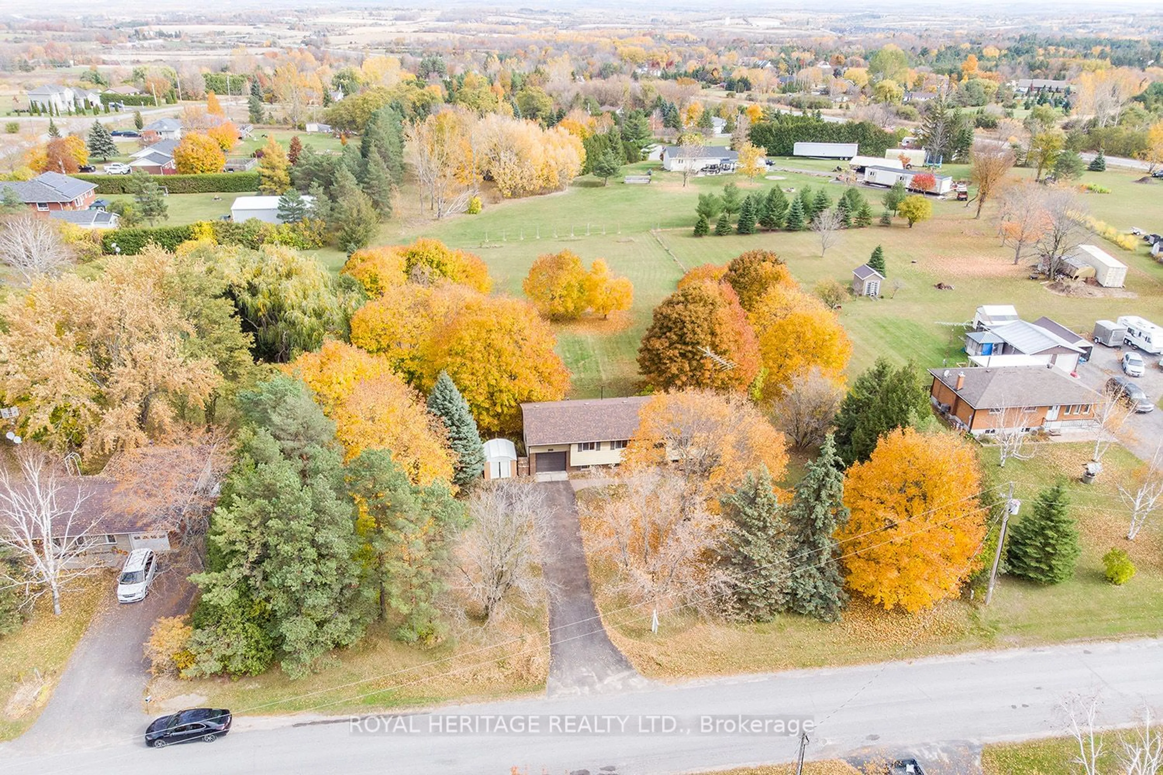 A pic from exterior of the house or condo, the street view for 23 Valley Rd, Cavan Monaghan Ontario L0A 1G0