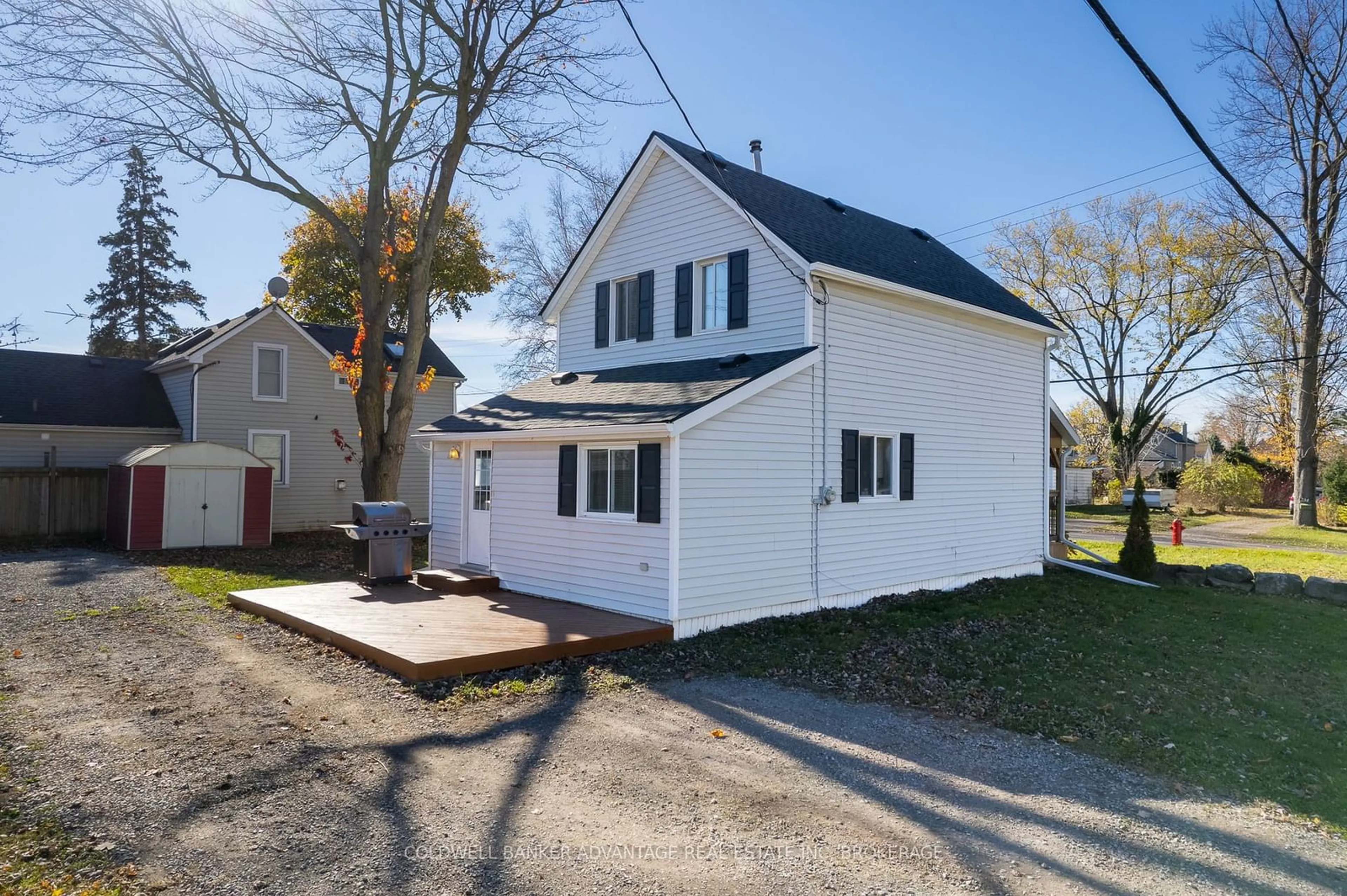 Frontside or backside of a home, cottage for 231 Mellanby Ave, Port Colborne Ontario L3K 2M1