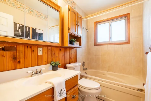 Additional property image - 9 Thomson Crt