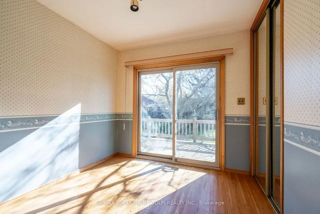 Additional property image - 9 Thomson Crt