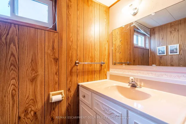 Additional property image - 9 Thomson Crt