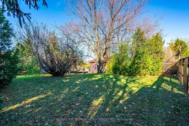 Additional property image - 9 Thomson Crt