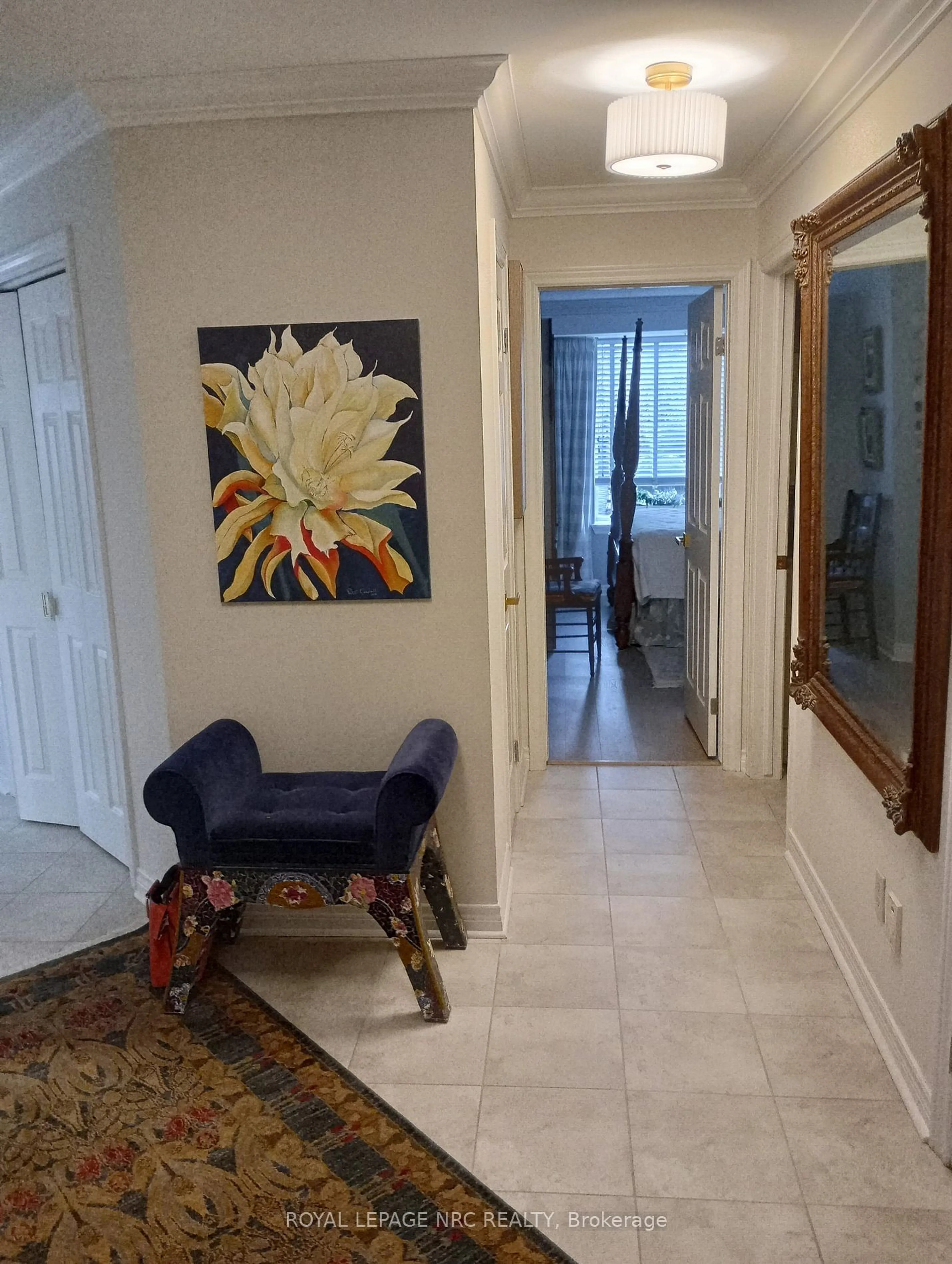 Indoor entryway, not visible floor for 701 Geneva St #2203, St. Catharines Ontario L2N 7H9