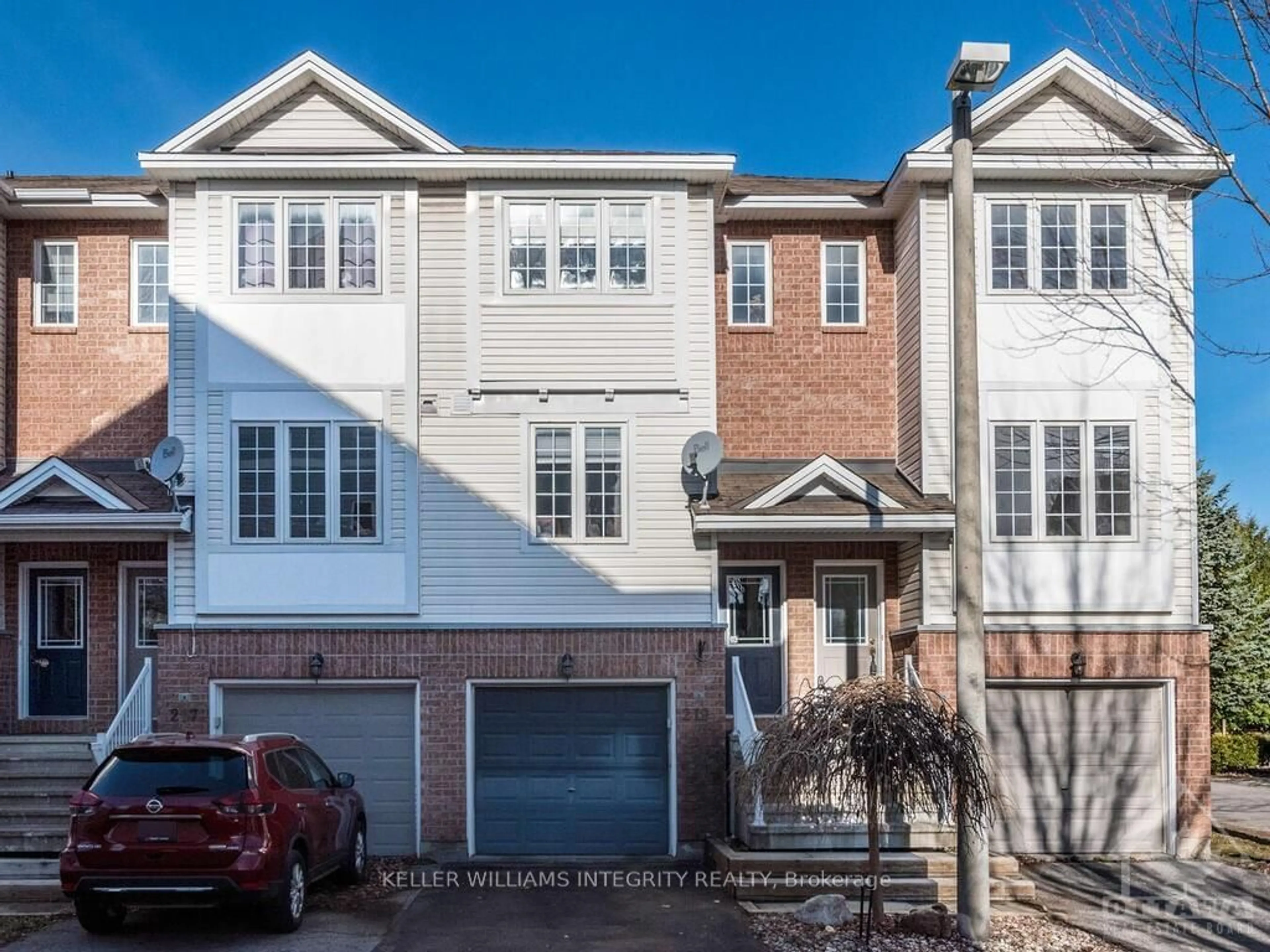 A pic from exterior of the house or condo, the street view for 219 GERSHWIN, Bells Corners and South to Fallowfield Ontario K2H 1G6