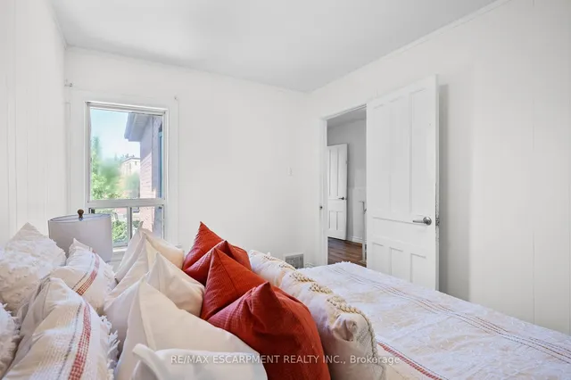 Additional property image - 281 Wentworth St