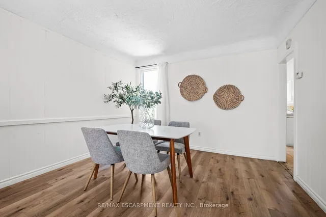 Additional property image - 281 Wentworth St