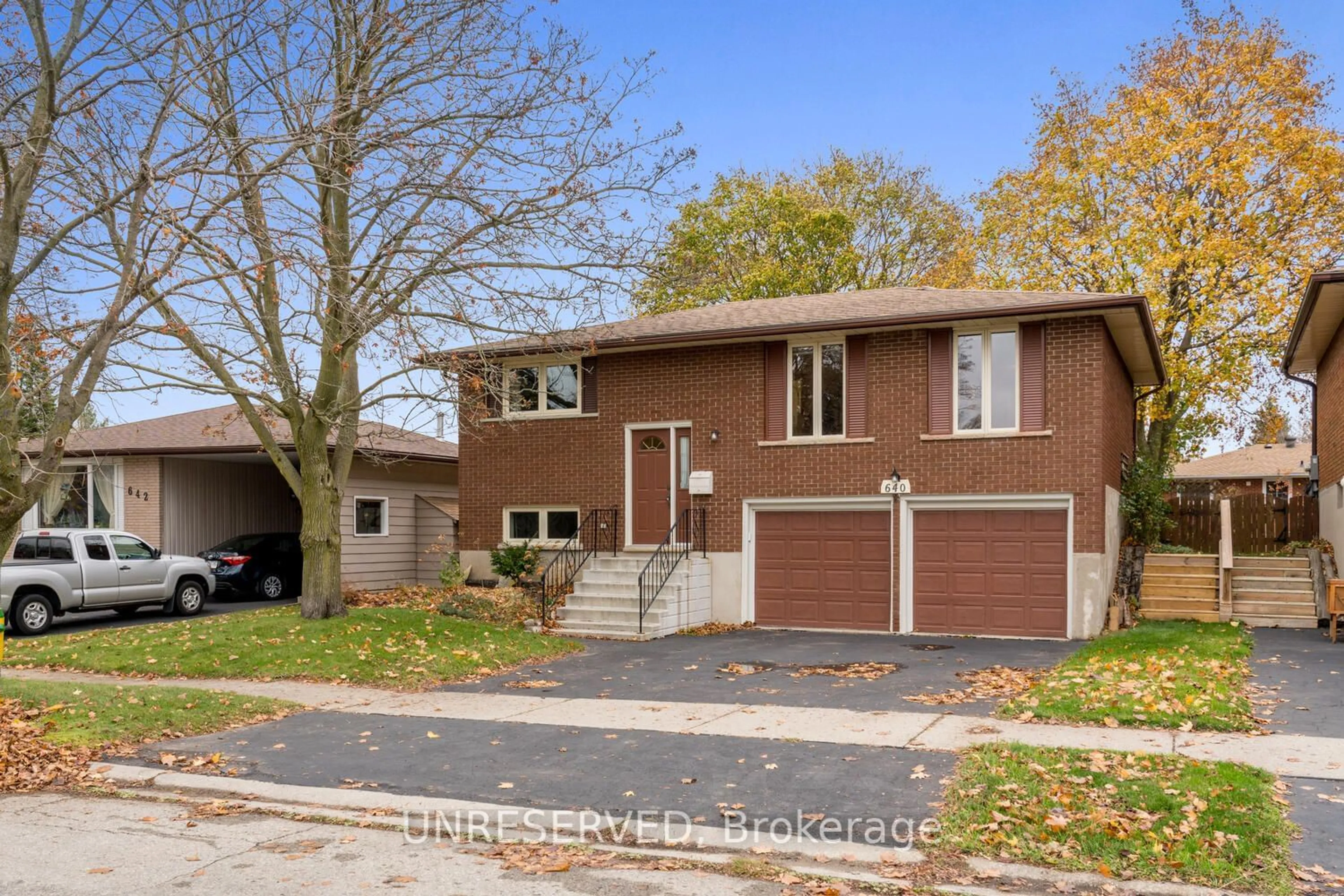 Frontside or backside of a home, the street view for 640 Pineridge Rd, Waterloo Ontario N2L 5J9