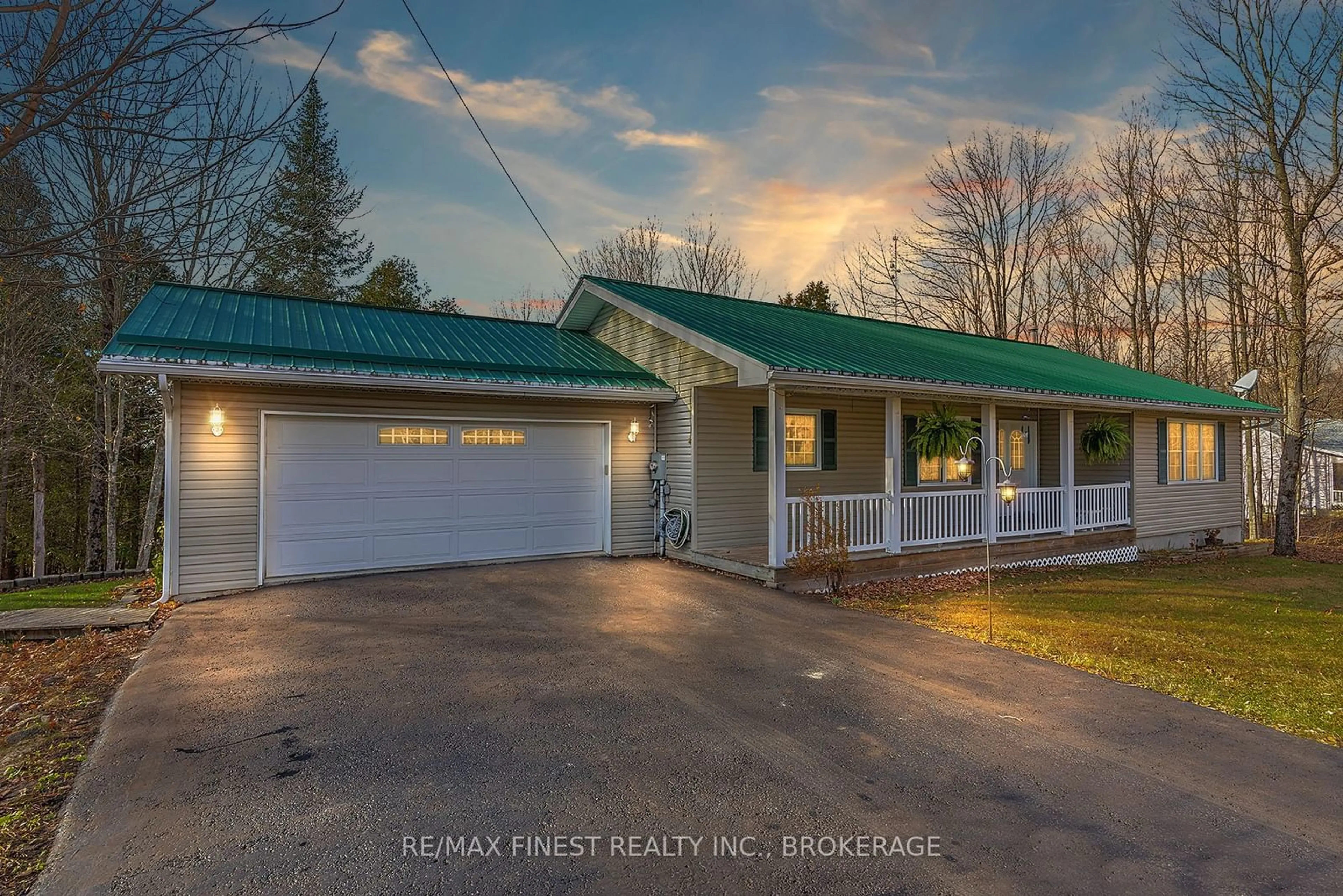 A pic from exterior of the house or condo, cottage for 1107 Village Woods Dr, Central Frontenac Ontario K0H 2P0