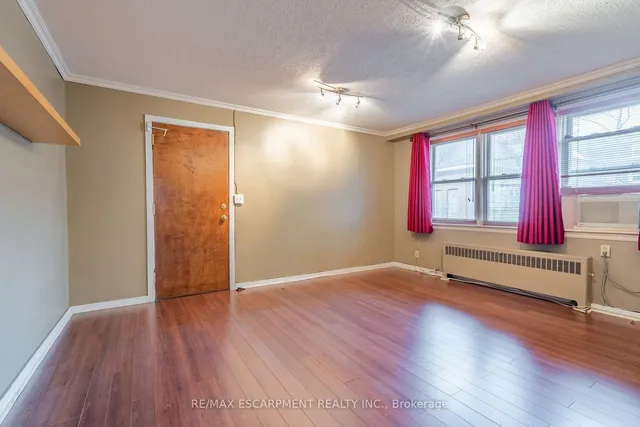 Additional property image - 4 ROBINSON St Unit 5