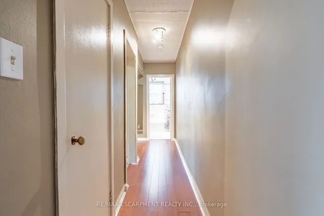 Additional property image - 4 ROBINSON St Unit 5