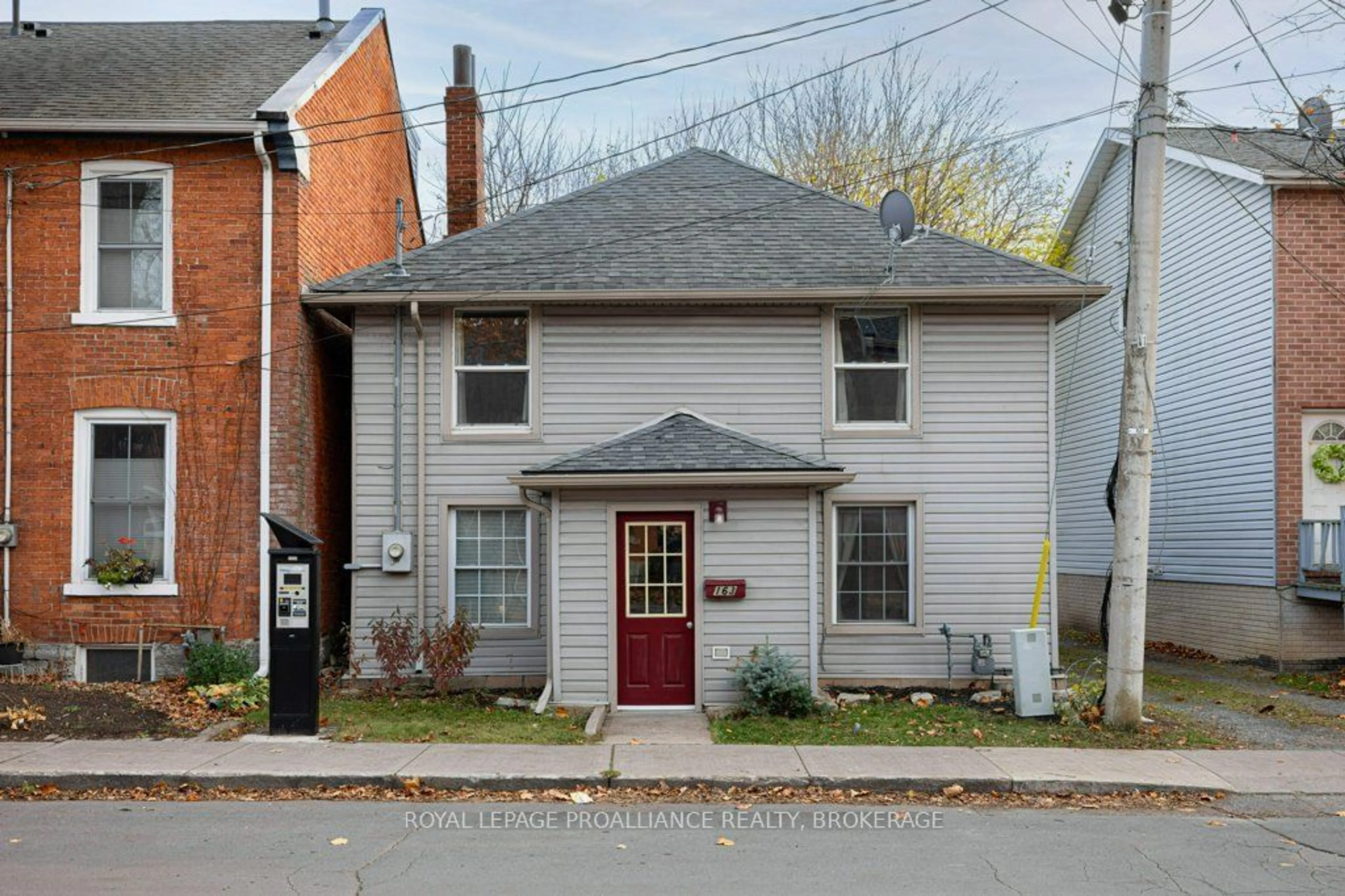 Frontside or backside of a home, cottage for 163 Bagot St, Kingston Ontario K7L 3E9