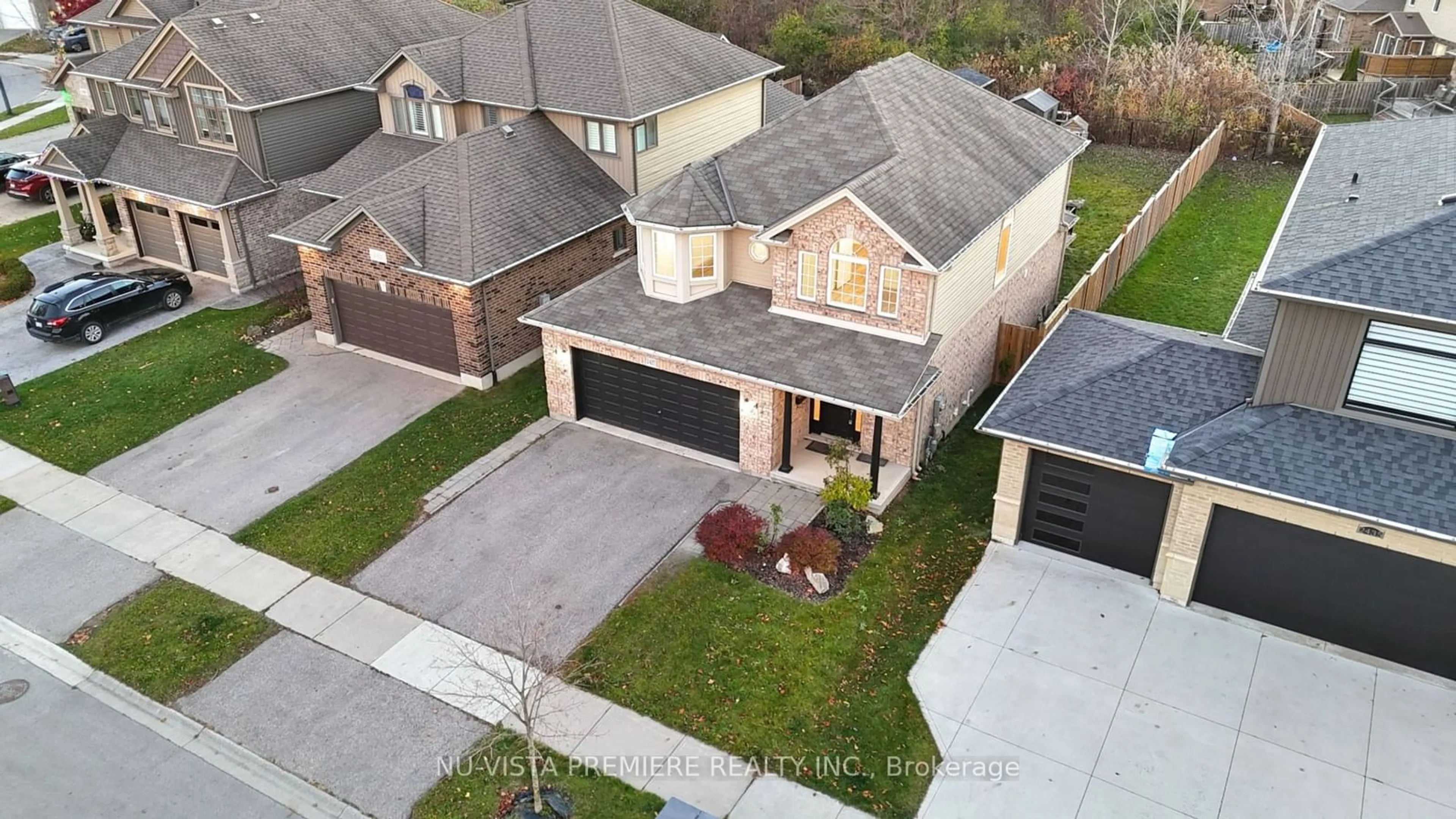 Frontside or backside of a home, the street view for 2427 Yellowbirch Crt, London Ontario N6G 0L2