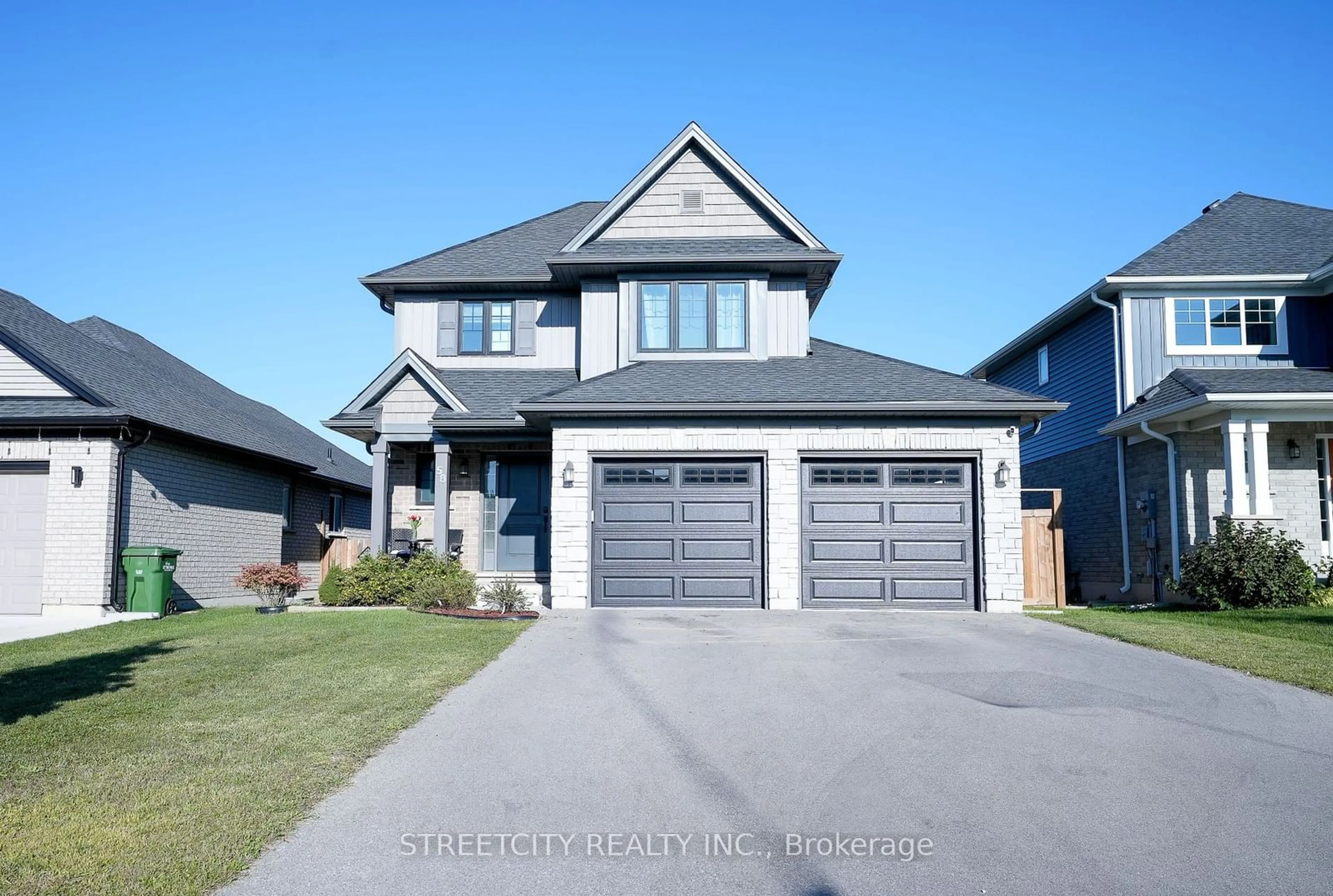 Frontside or backside of a home, the street view for 58 Honey Bend St, St. Thomas Ontario N5R 0H6