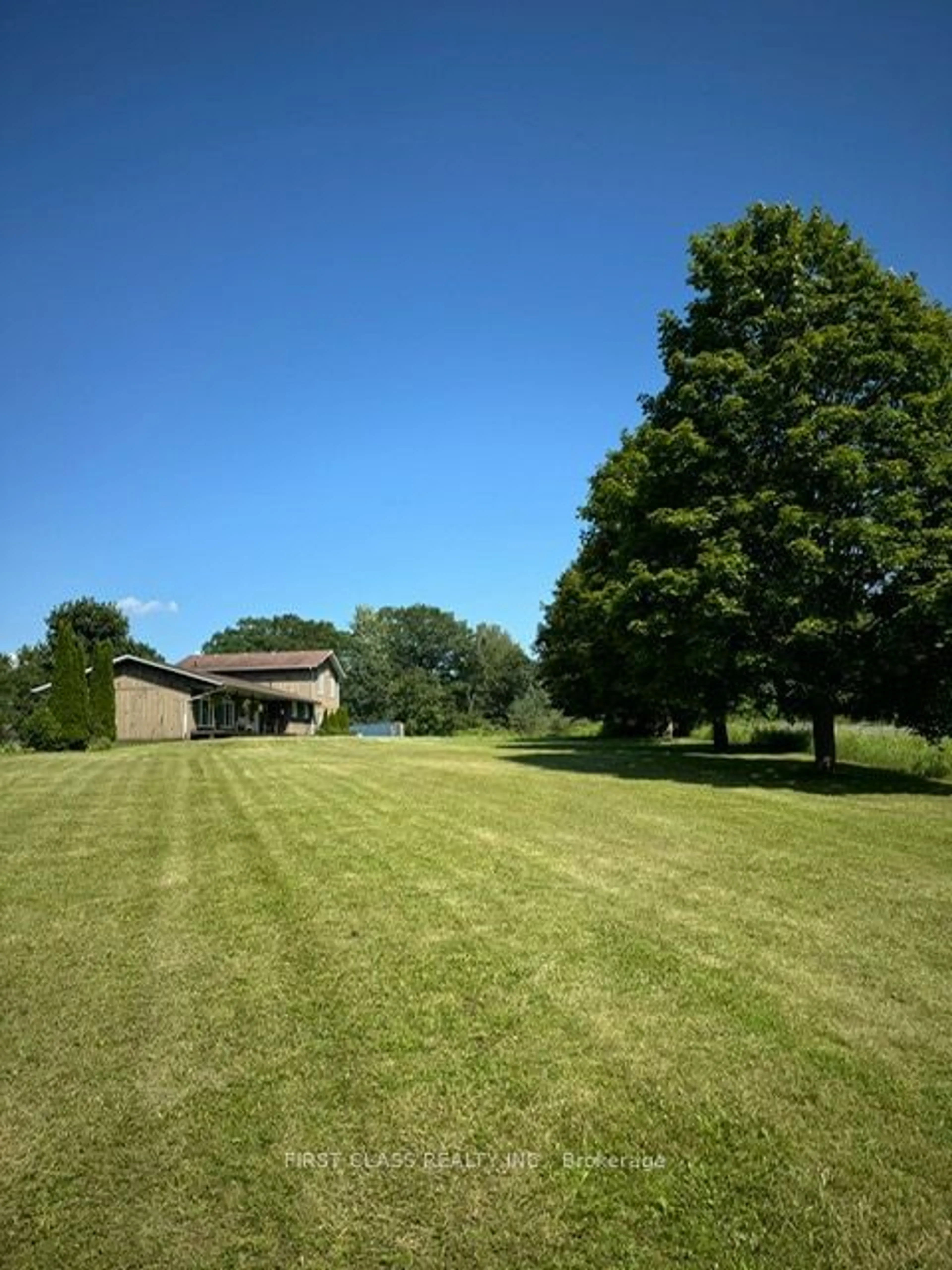 Frontside or backside of a home, the fenced backyard for 121 Whitehead Rd, Alnwick/Haldimand Ontario K0K 2G0