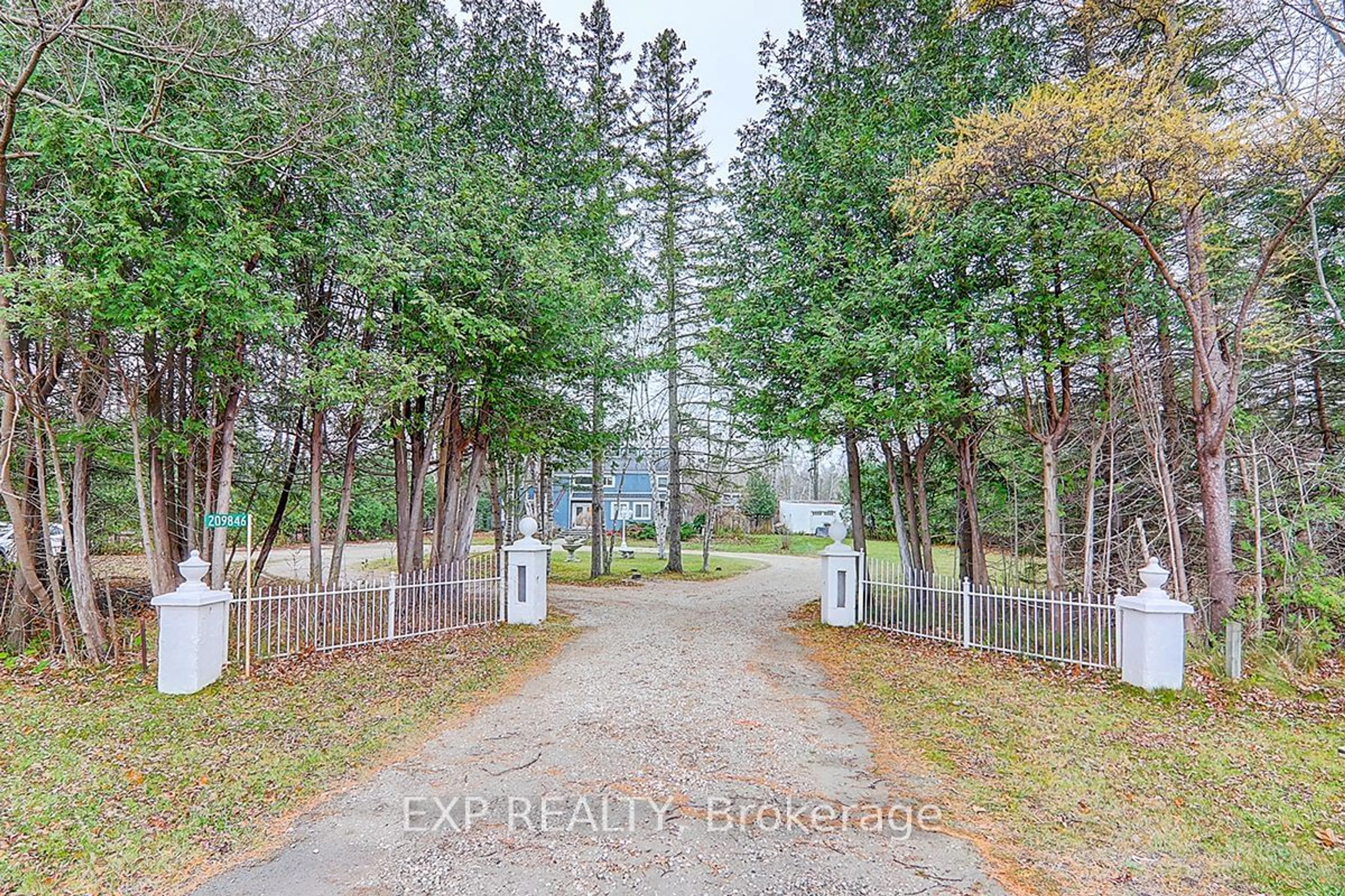 Indoor entryway, not visible floor for 209846 Highway 26, Blue Mountains Ontario L9Y 0L1