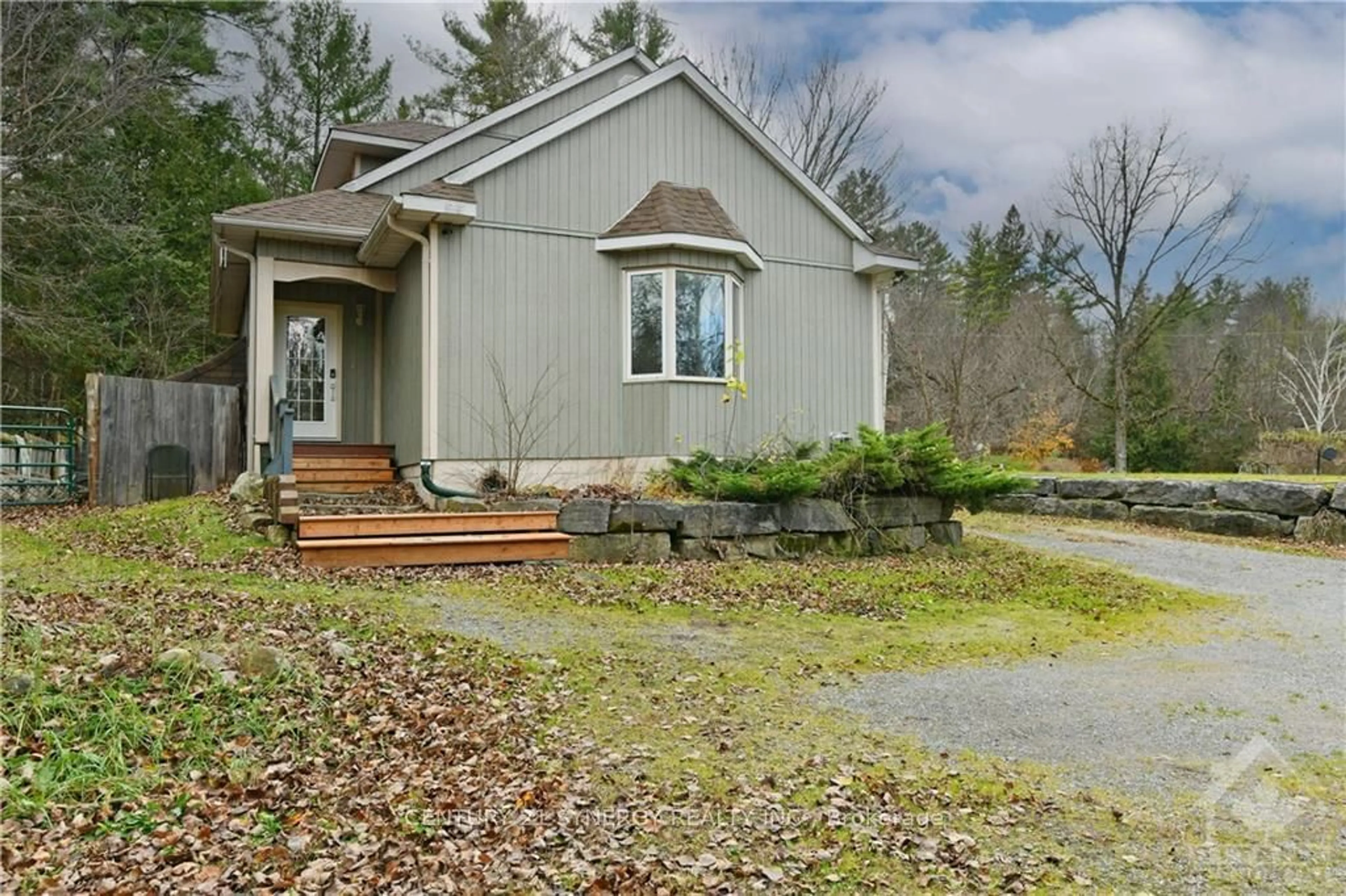 Frontside or backside of a home, cottage for 3225B RIVER Rd, Horton Ontario K7V 3Z8