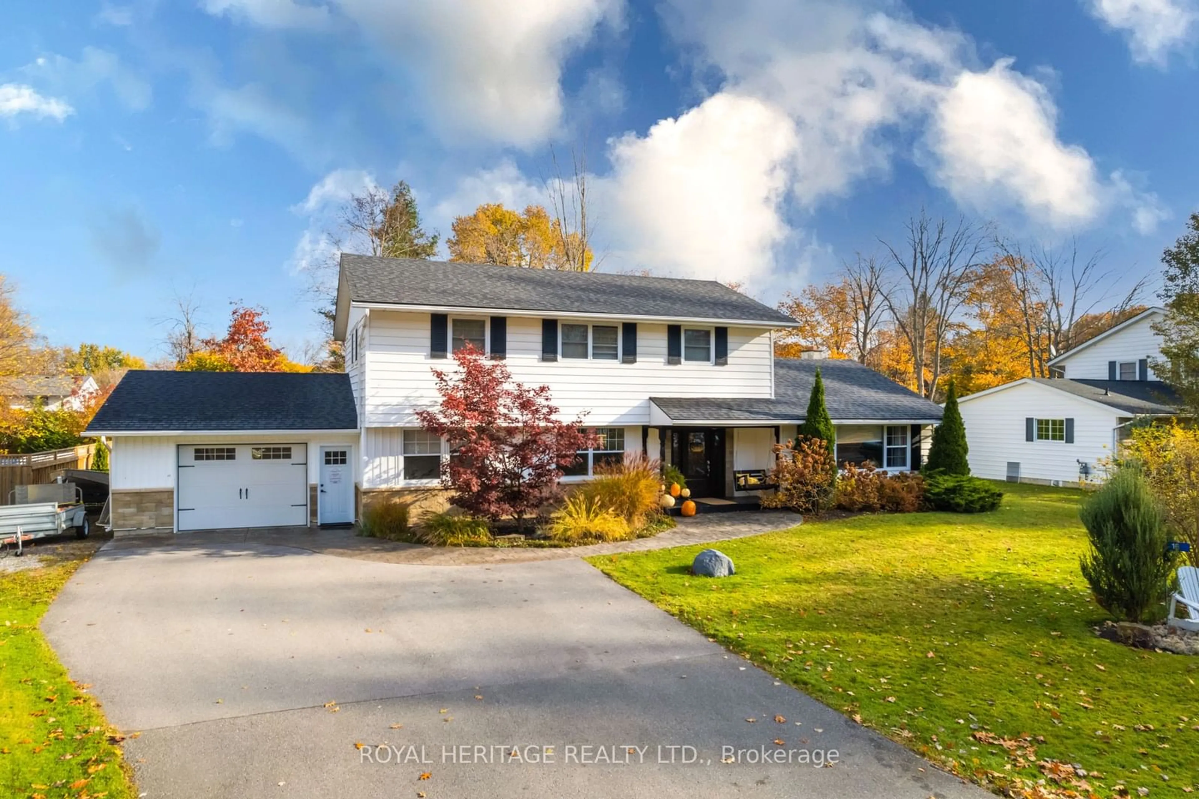 Frontside or backside of a home, cottage for 16 Wayne Cres, Quinte West Ontario K0K 1L0