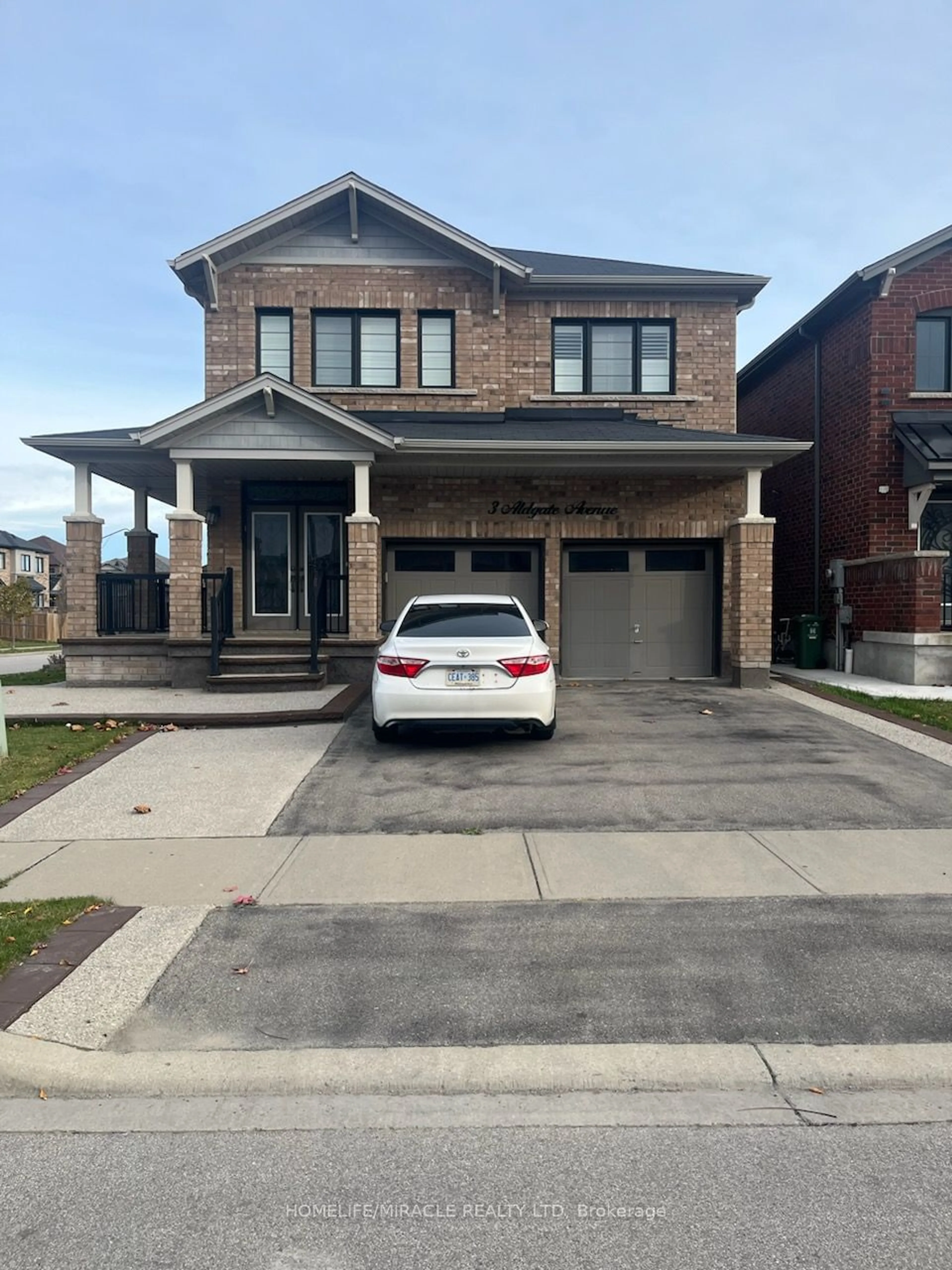 Home with brick exterior material for 3 Aldgate Ave, Hamilton Ontario L8J 0H9