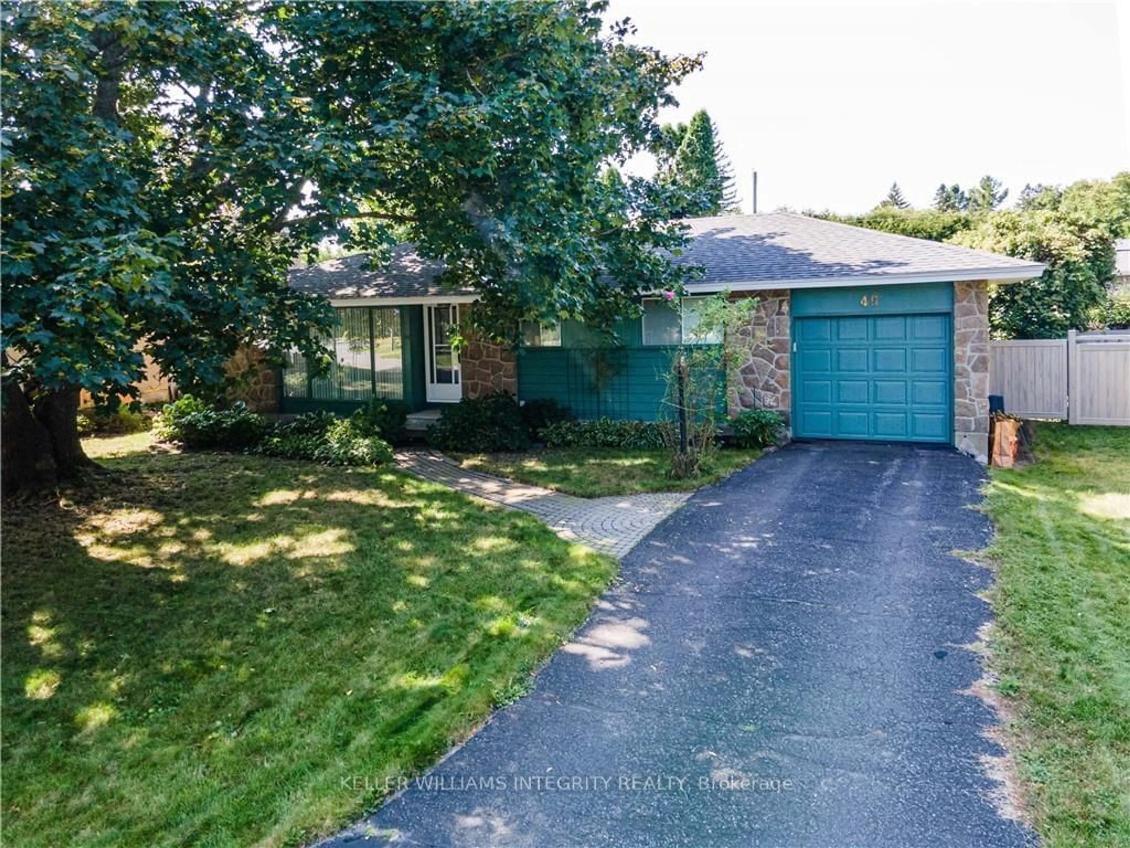 Frontside or backside of a home, the street view for 49 ELMSLEY Cres, Bells Corners and South to Fallowfield Ontario K2H 6T9