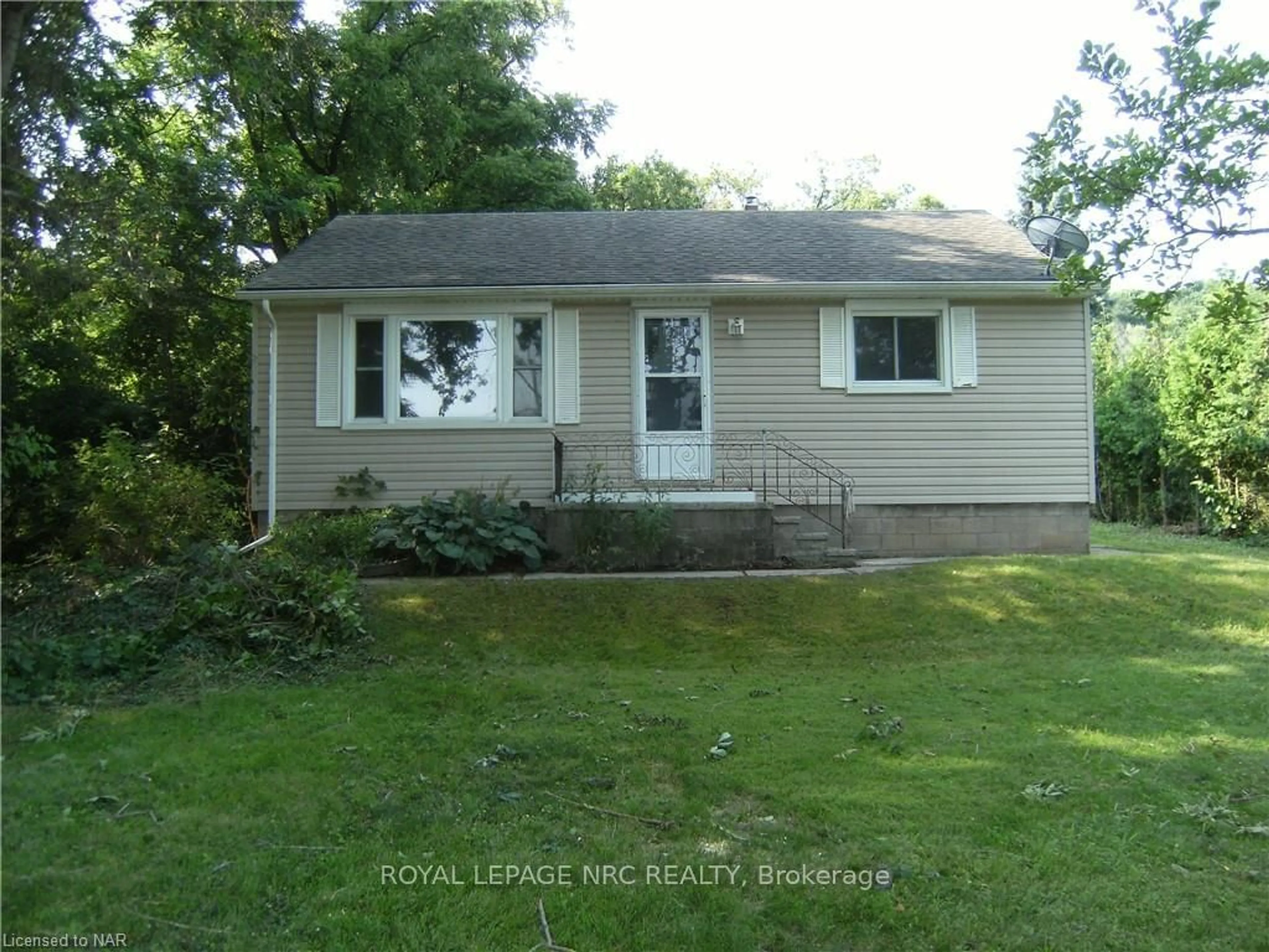 Frontside or backside of a home, cottage for 1861 York Rd, Niagara-on-the-Lake Ontario L0S 1J0