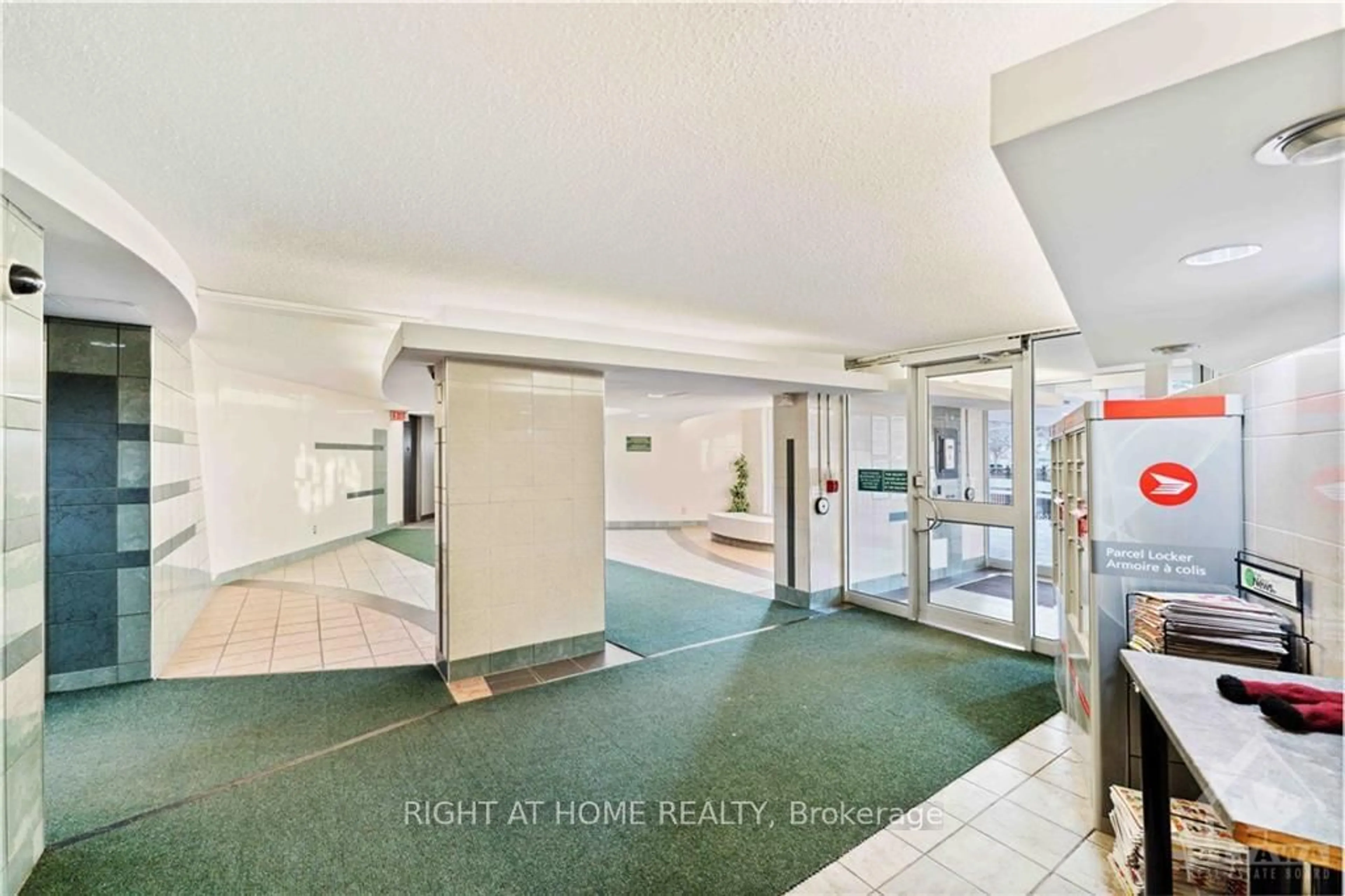 Indoor foyer, unknown floor for 2000 JASMINE Cres #718, Beacon Hill North - South and Area Ontario K1J 8K4