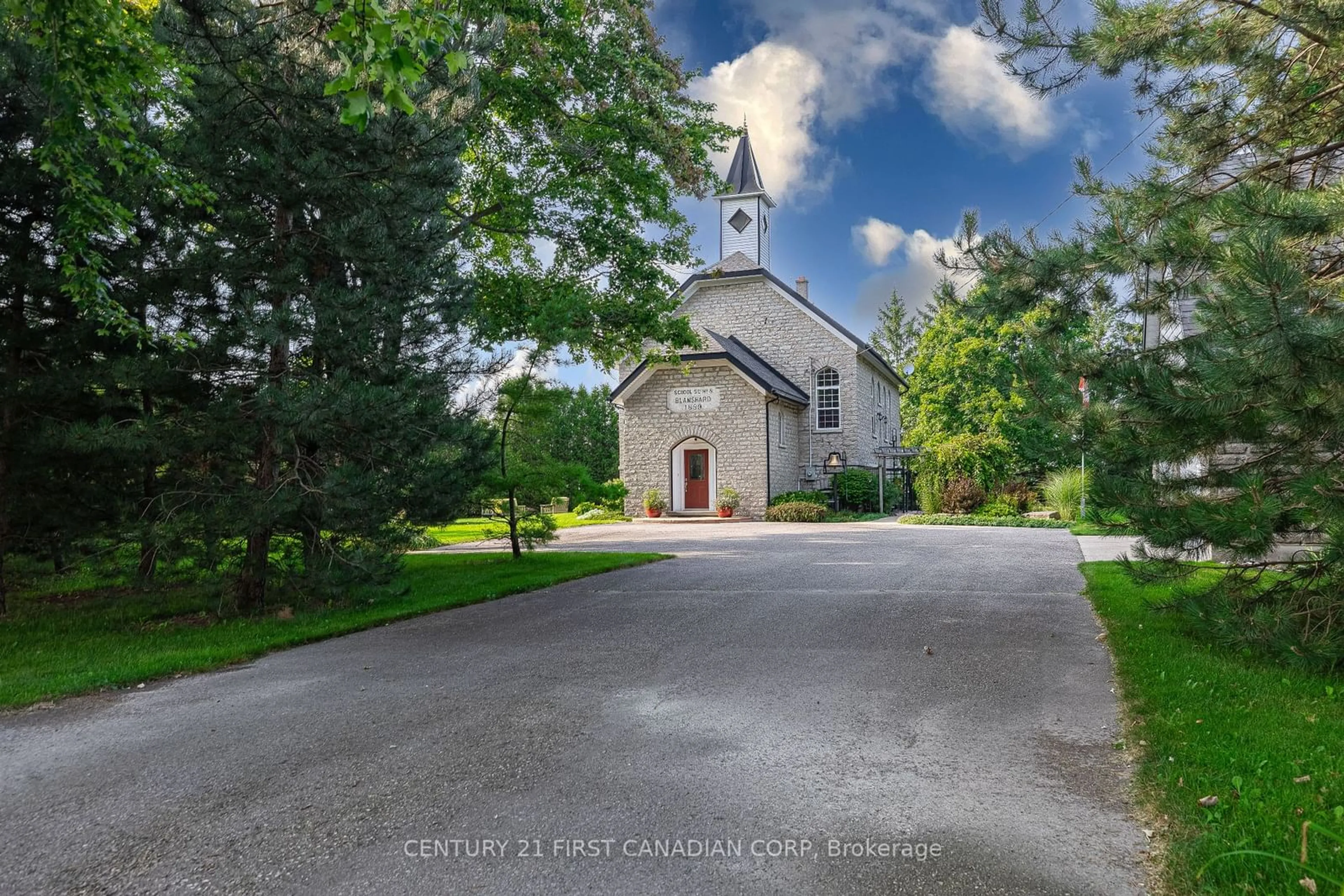 A pic from exterior of the house or condo, cottage for 1772 Perth Rd 139 Rd, St. Marys Ontario N4X 1C8