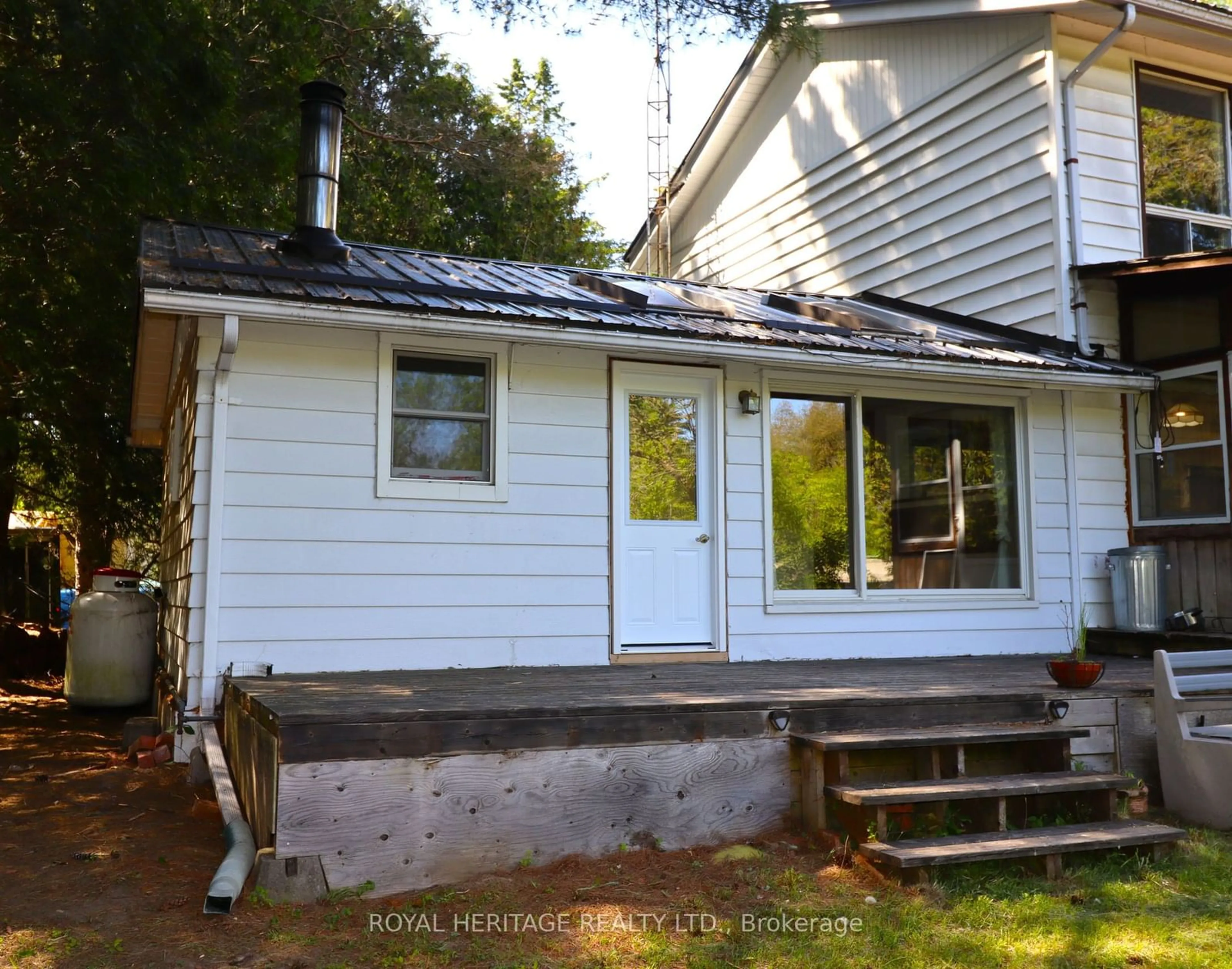 Frontside or backside of a home, cottage for 3 Basswood Dr, Kawartha Lakes Ontario K0M 1C0