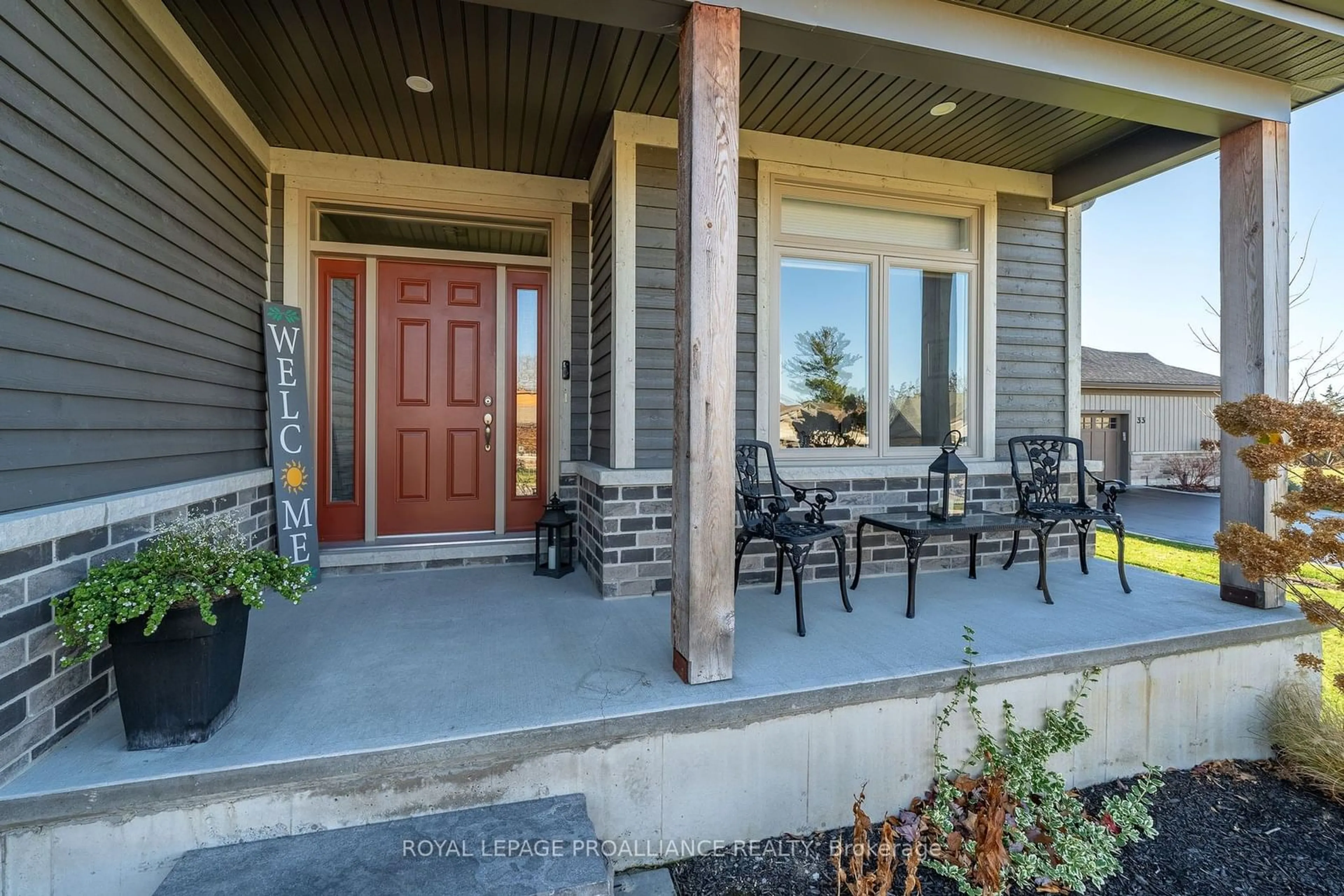 Indoor entryway, cement floor for 29 Pineridge Dr, Prince Edward County Ontario K0K 2T0