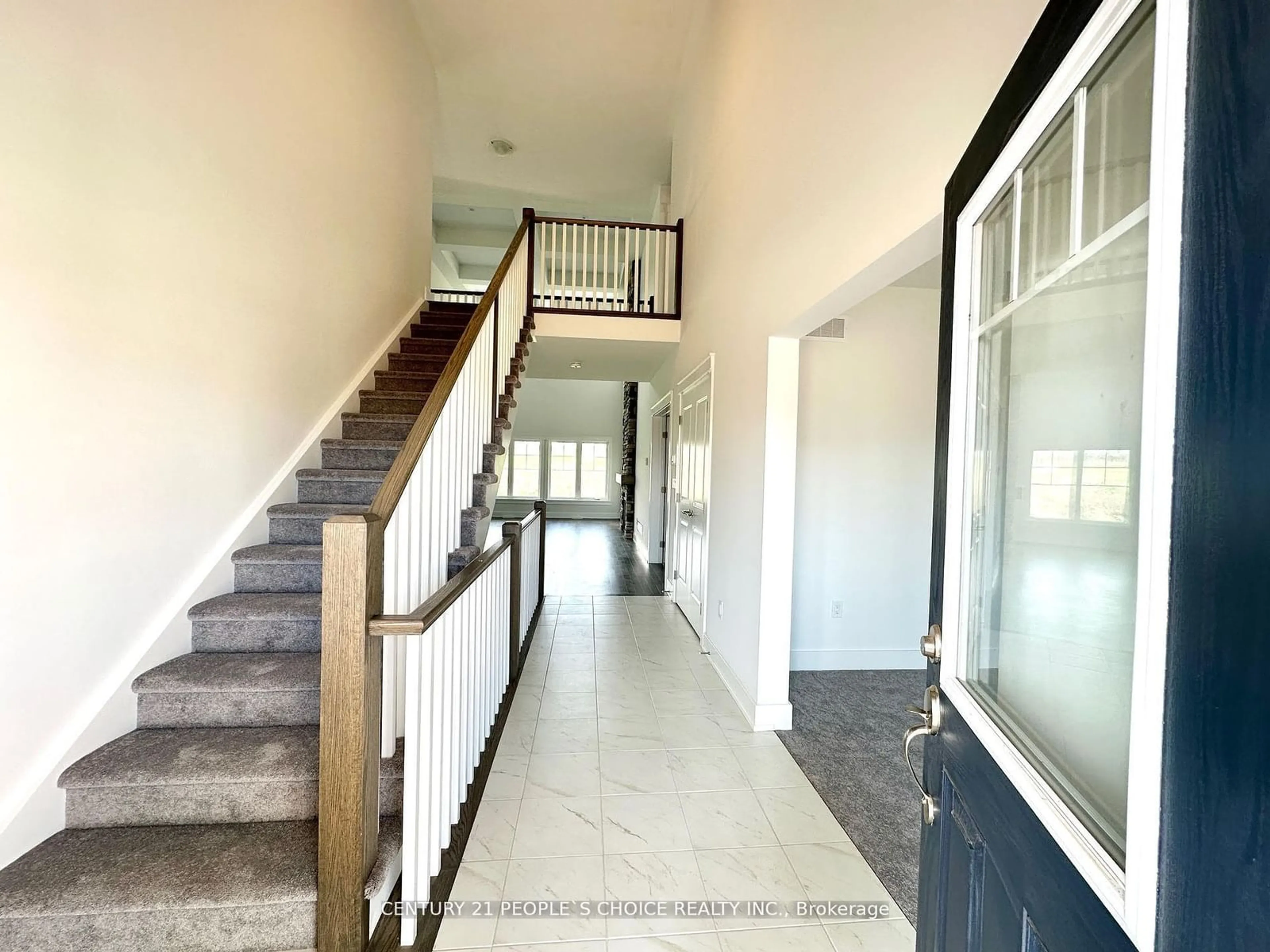 Indoor foyer, cement floor for 236 Snowberry Lane, Georgian Bluffs Ontario N0H 1S0