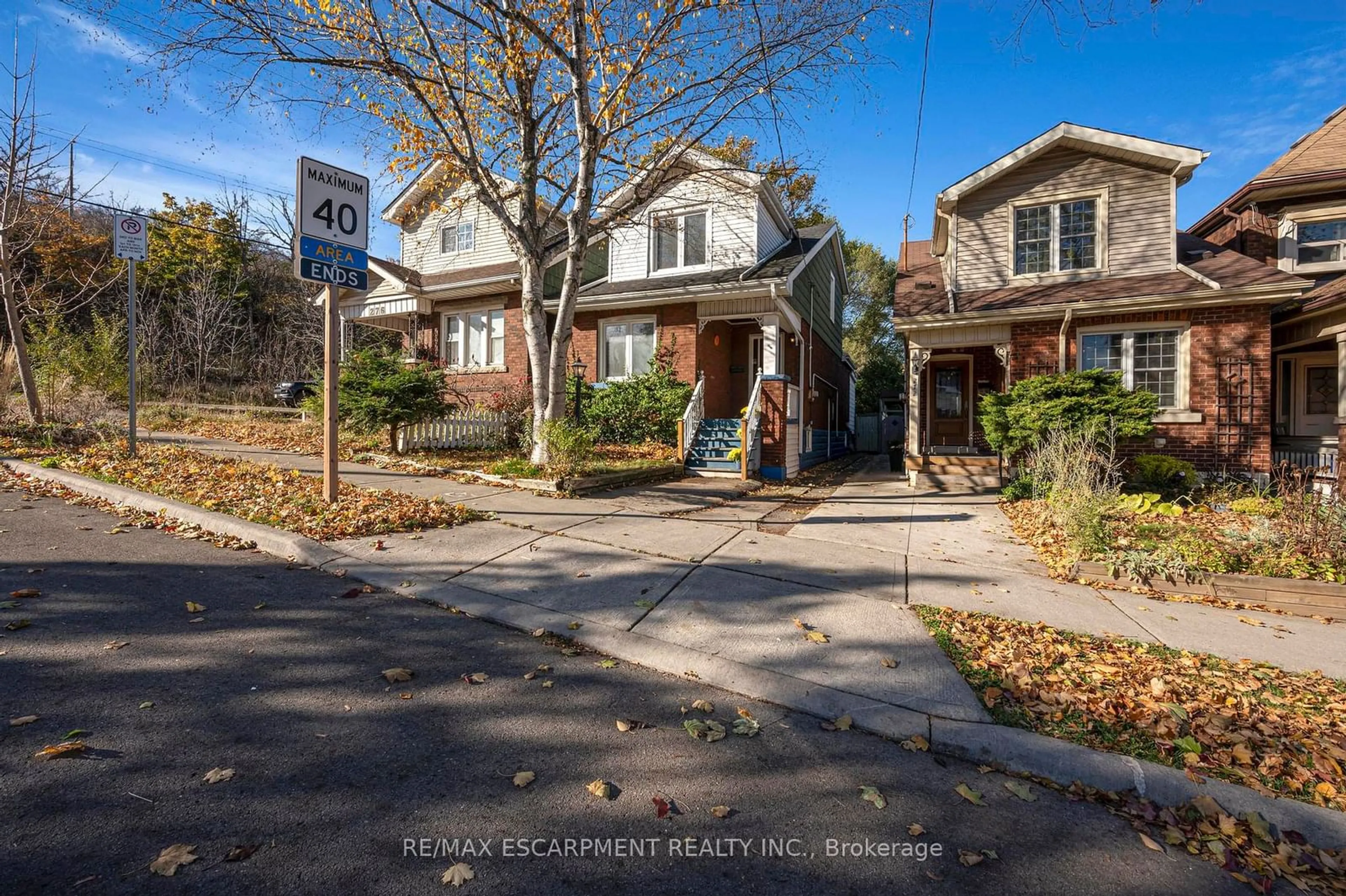 A pic from exterior of the house or condo, the street view for 274 Edgemont St, Hamilton Ontario L8K 2J2