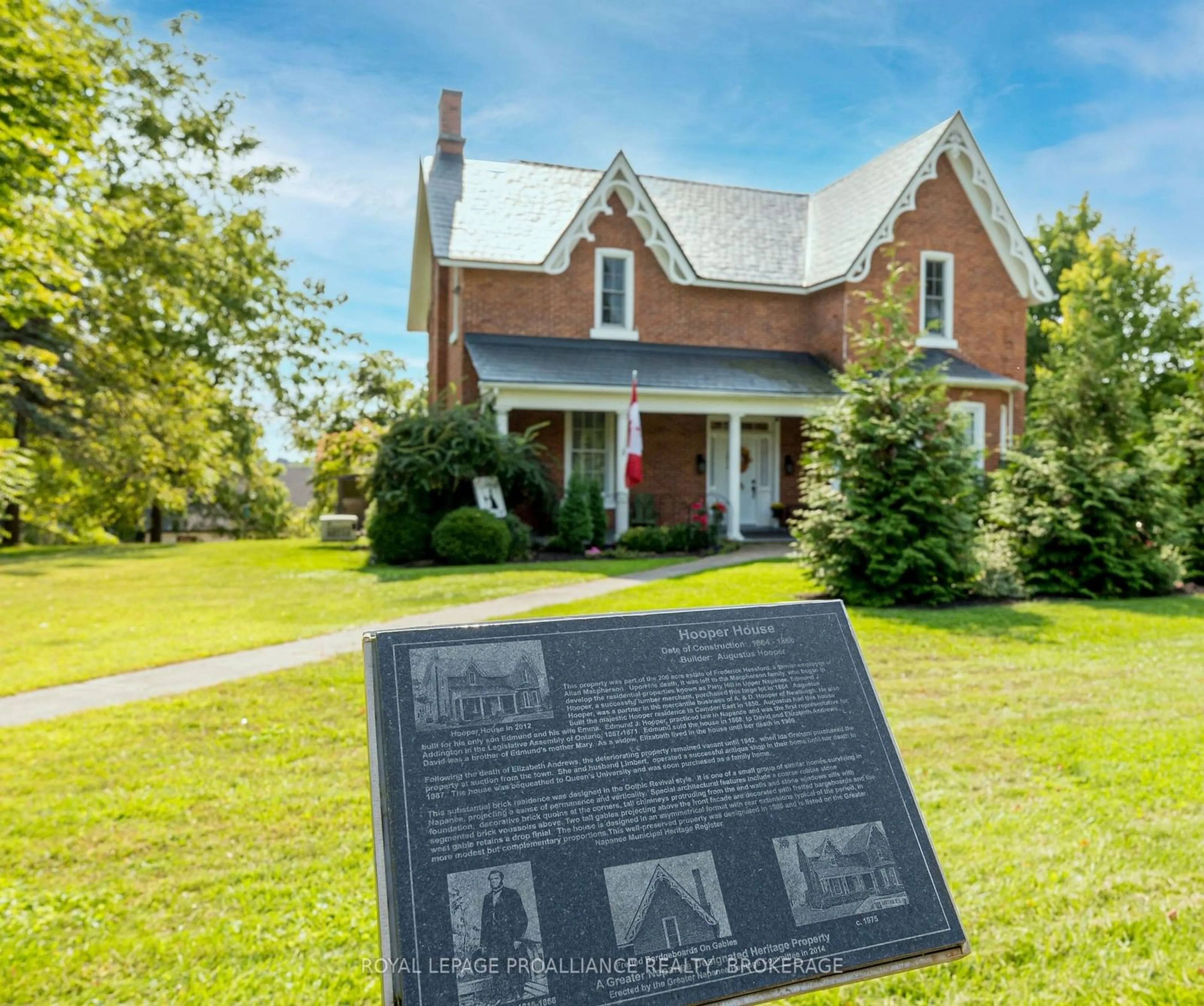 Home with brick exterior material for 232 Dundas St, Greater Napanee Ontario K7R 2A8