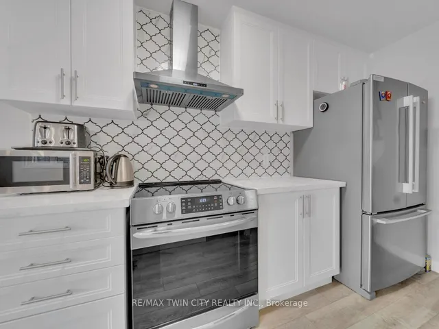 Additional property image - 8 Pony Way