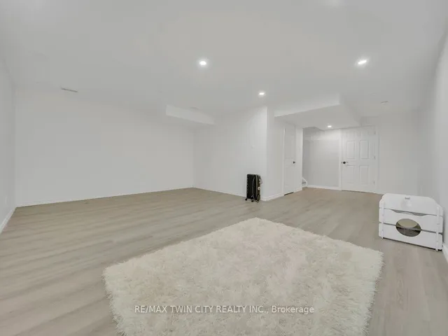 Additional property image - 8 Pony Way