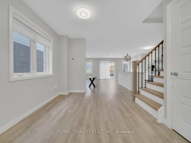 Additional property image - 8 Pony Way