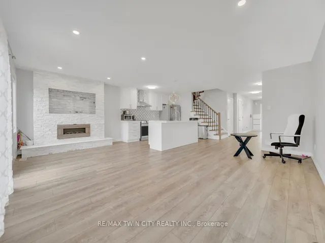 Additional property image - 8 Pony Way