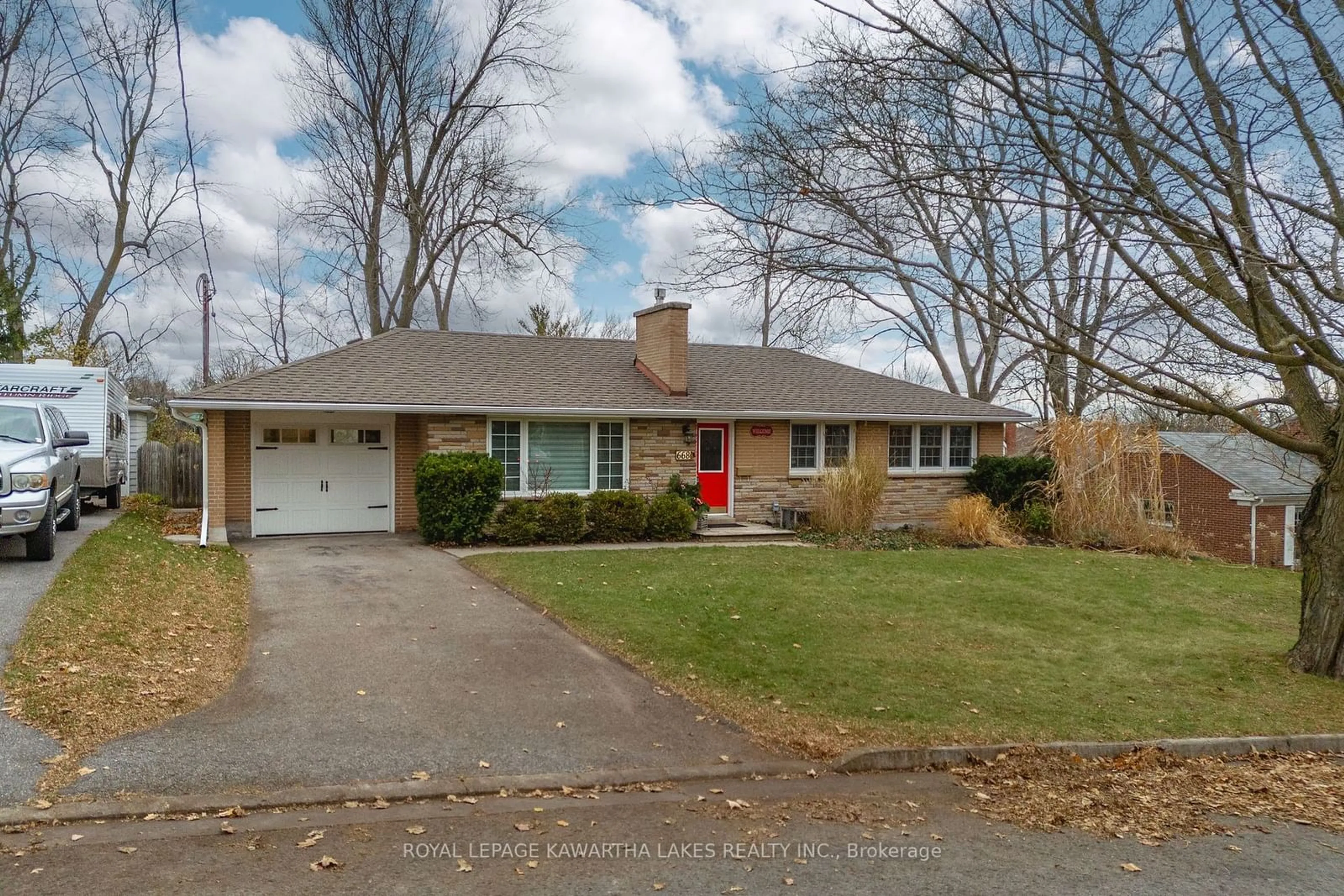 Frontside or backside of a home, the street view for 668 Stannor Dr, Peterborough Ontario K9J 4S7