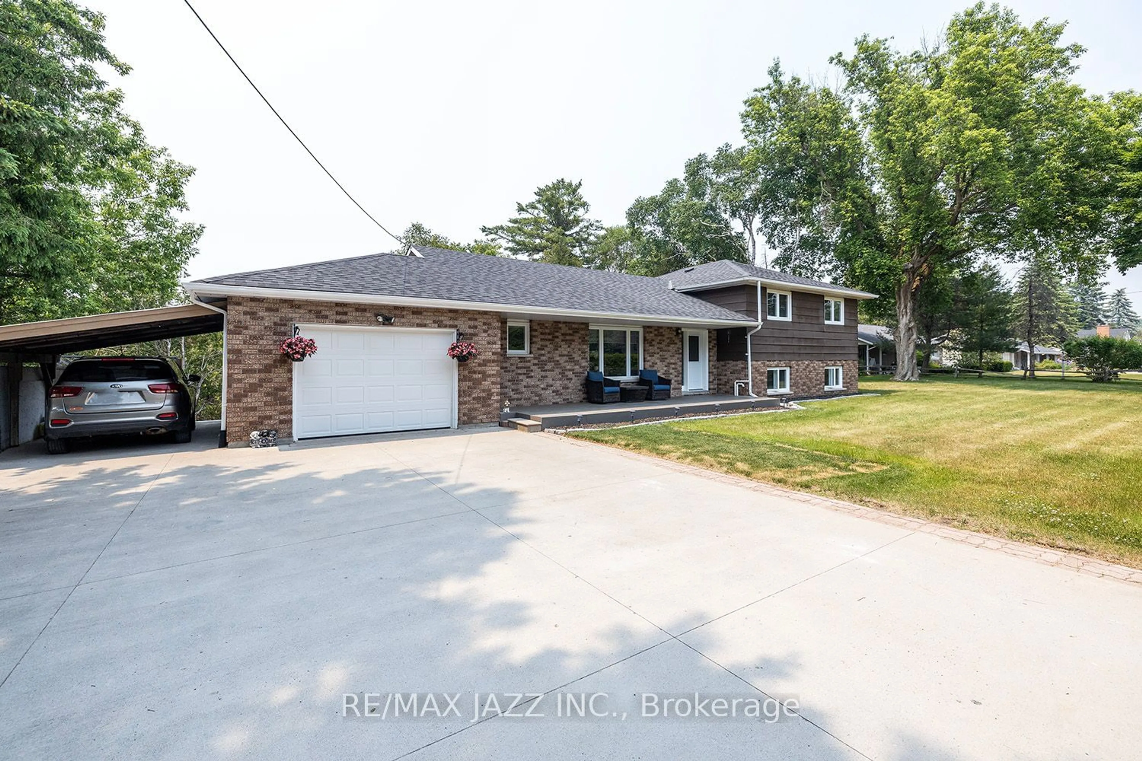 Frontside or backside of a home, the street view for 4568 County Road 45, Hamilton Township Ontario K9A 4J7