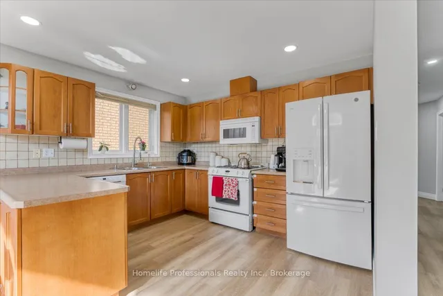 Additional property image - 55 Alexsia Crt