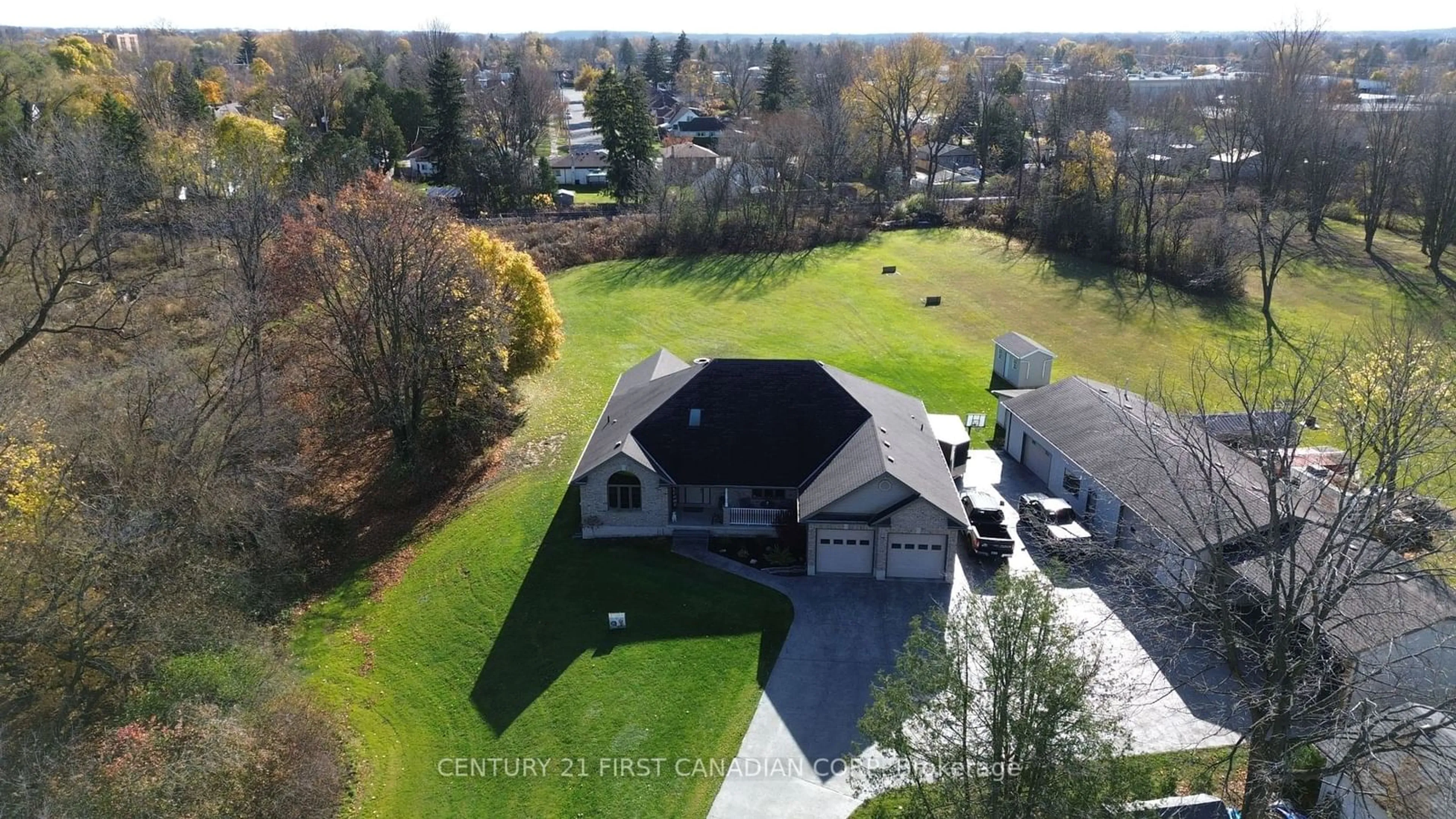 Frontside or backside of a home, cottage for 1839 PARKHURST Ave, London Ontario N5V 2C4