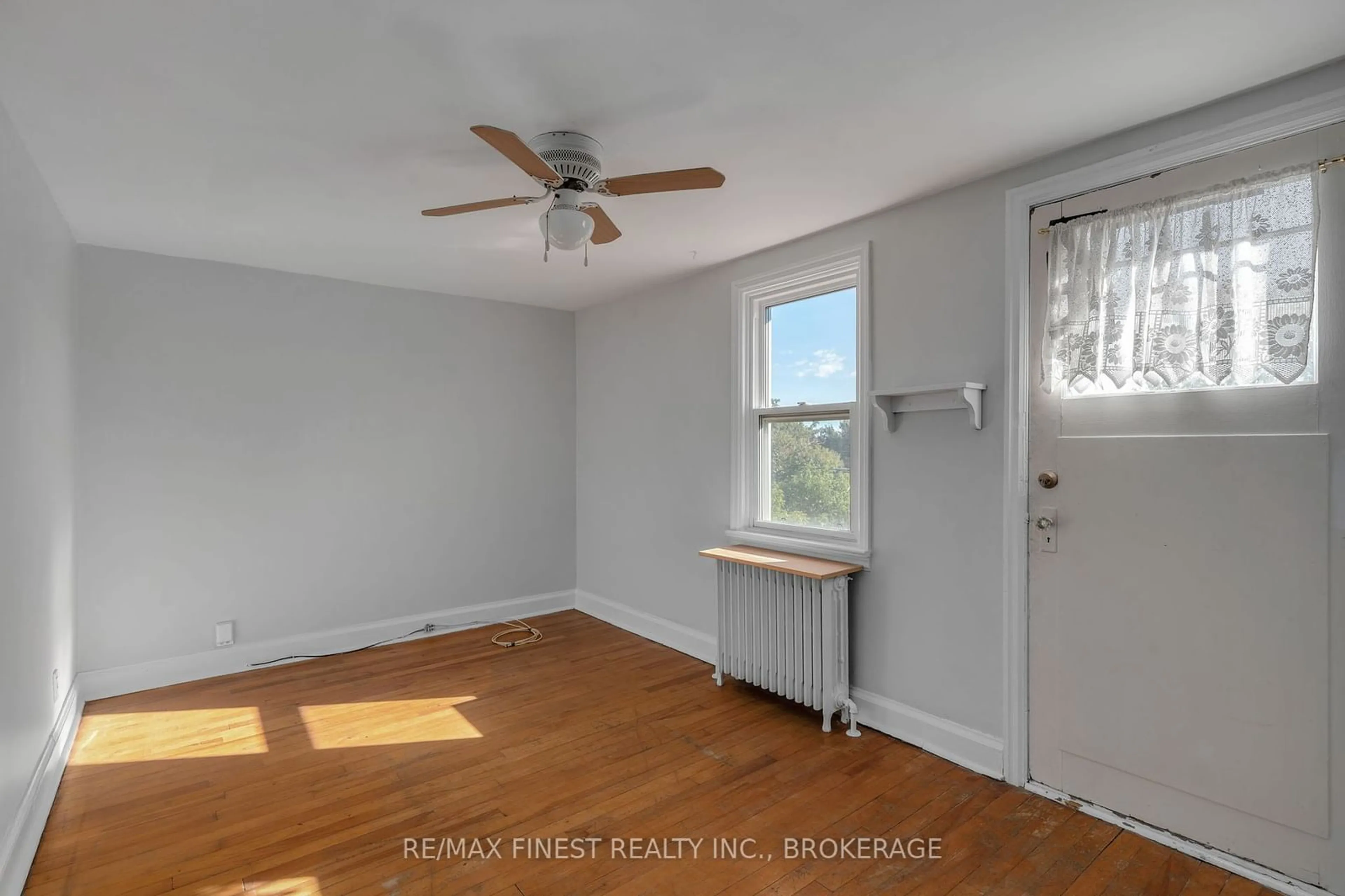 A pic of a room, wood floors for 325 Sydenham St, Kingston Ontario K7K 3N1