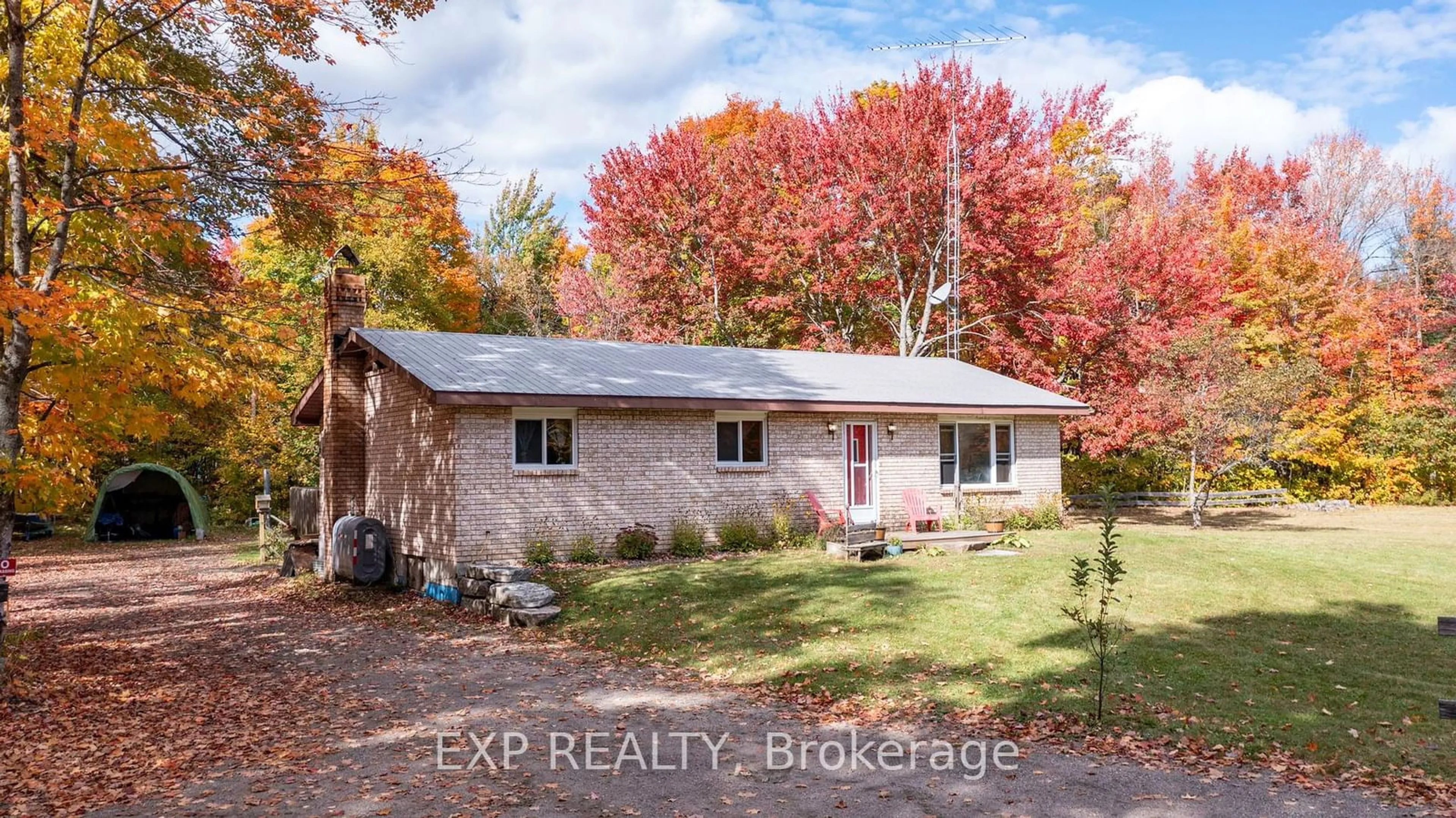 Frontside or backside of a home, cottage for 4866 Highway 124, Magnetawan Ontario P0A 1P0