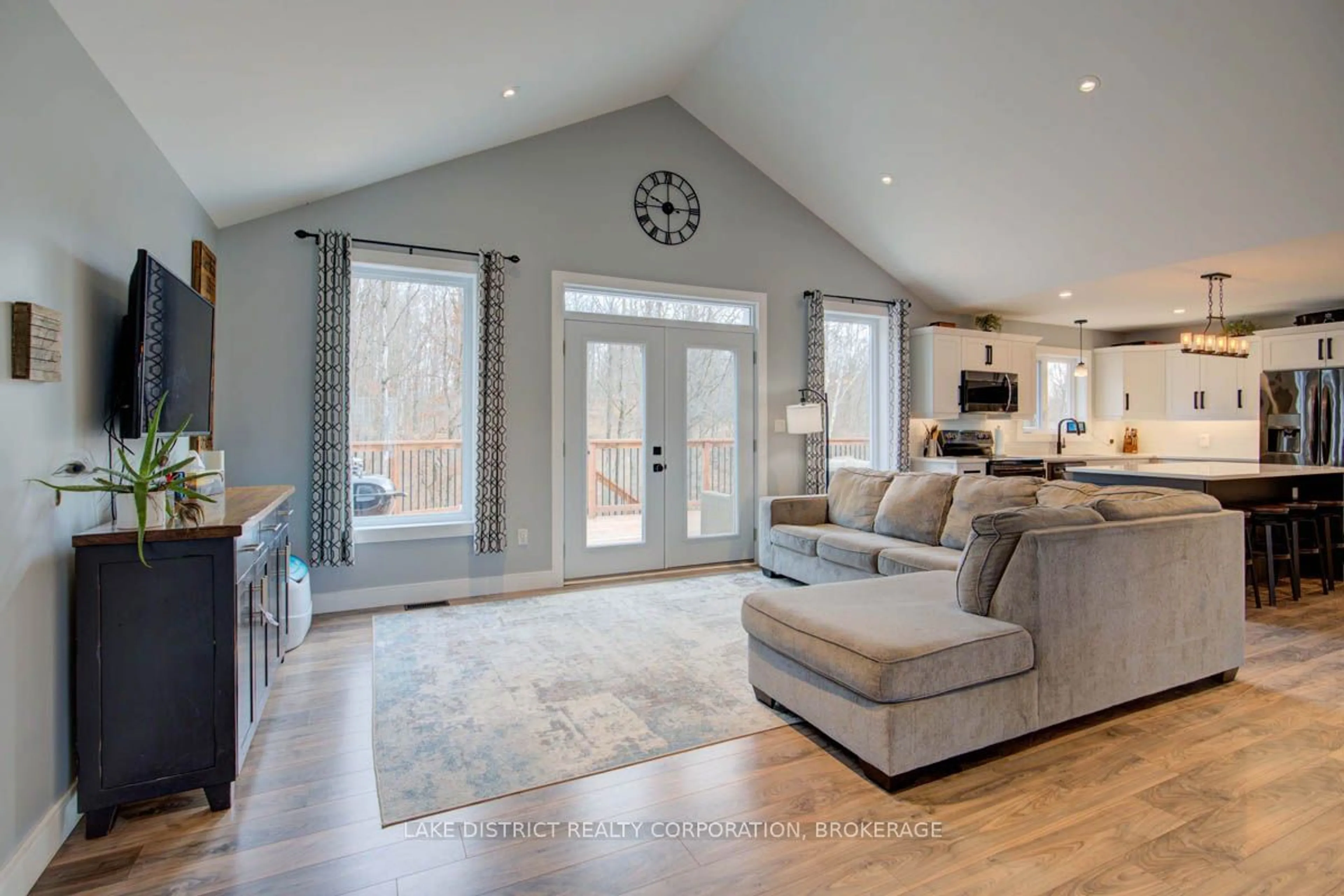 Living room, wood floors for 1014 Art Duffy Rd, Central Frontenac Ontario K0H 2P0