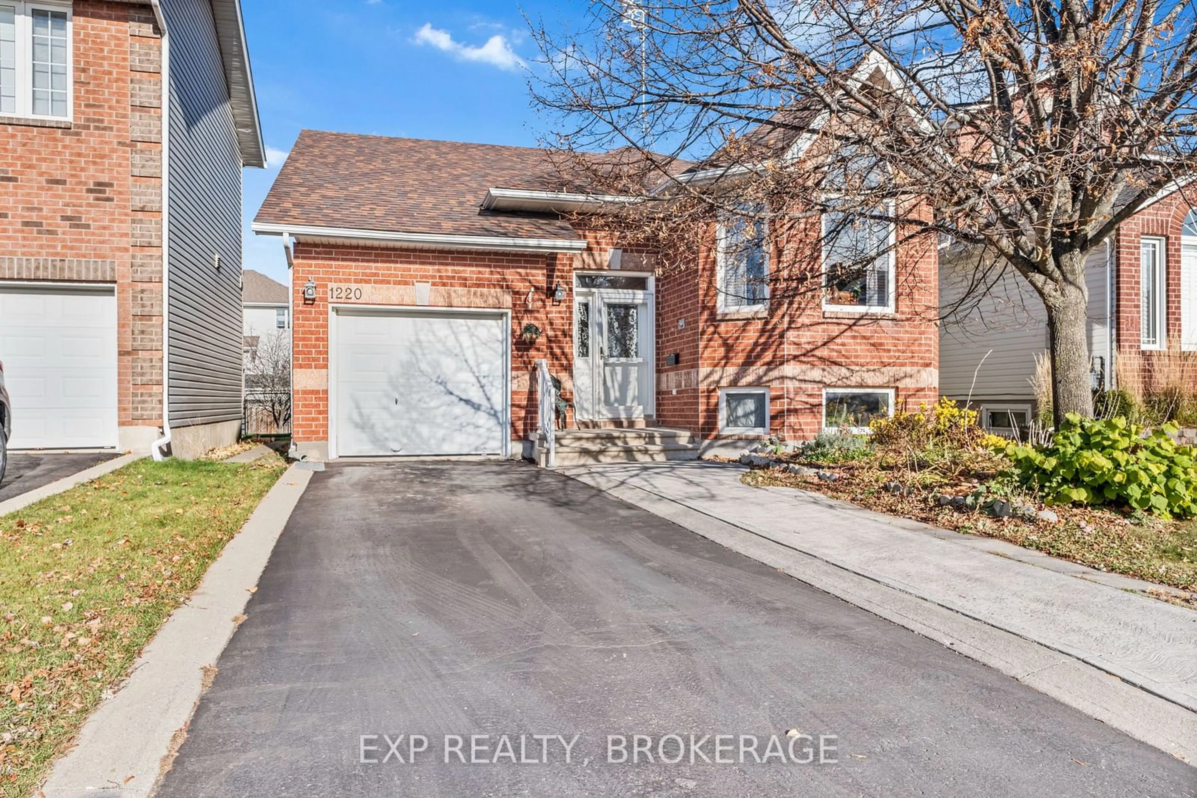 Frontside or backside of a home, the street view for 1220 CYPRUS Rd, Kingston Ontario K7K 7K4