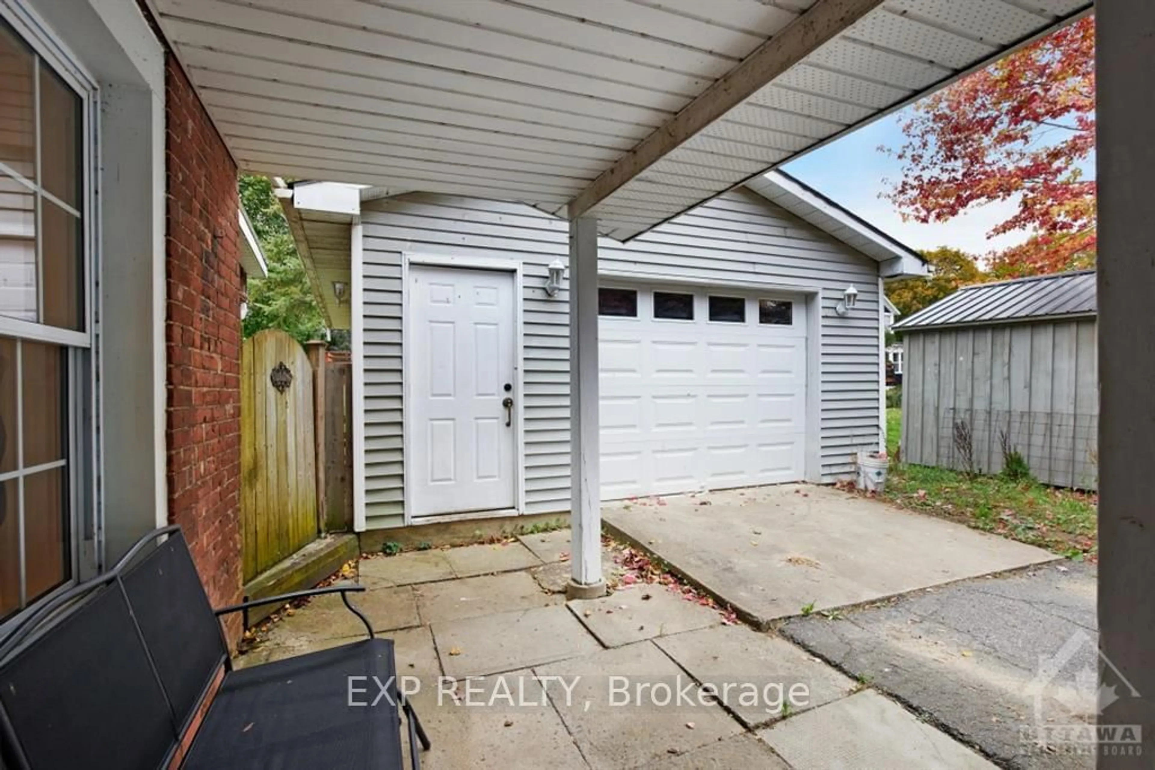 A pic from exterior of the house or condo, the fenced backyard for 476 JAMES St, Prescott Ontario K0E 1T0