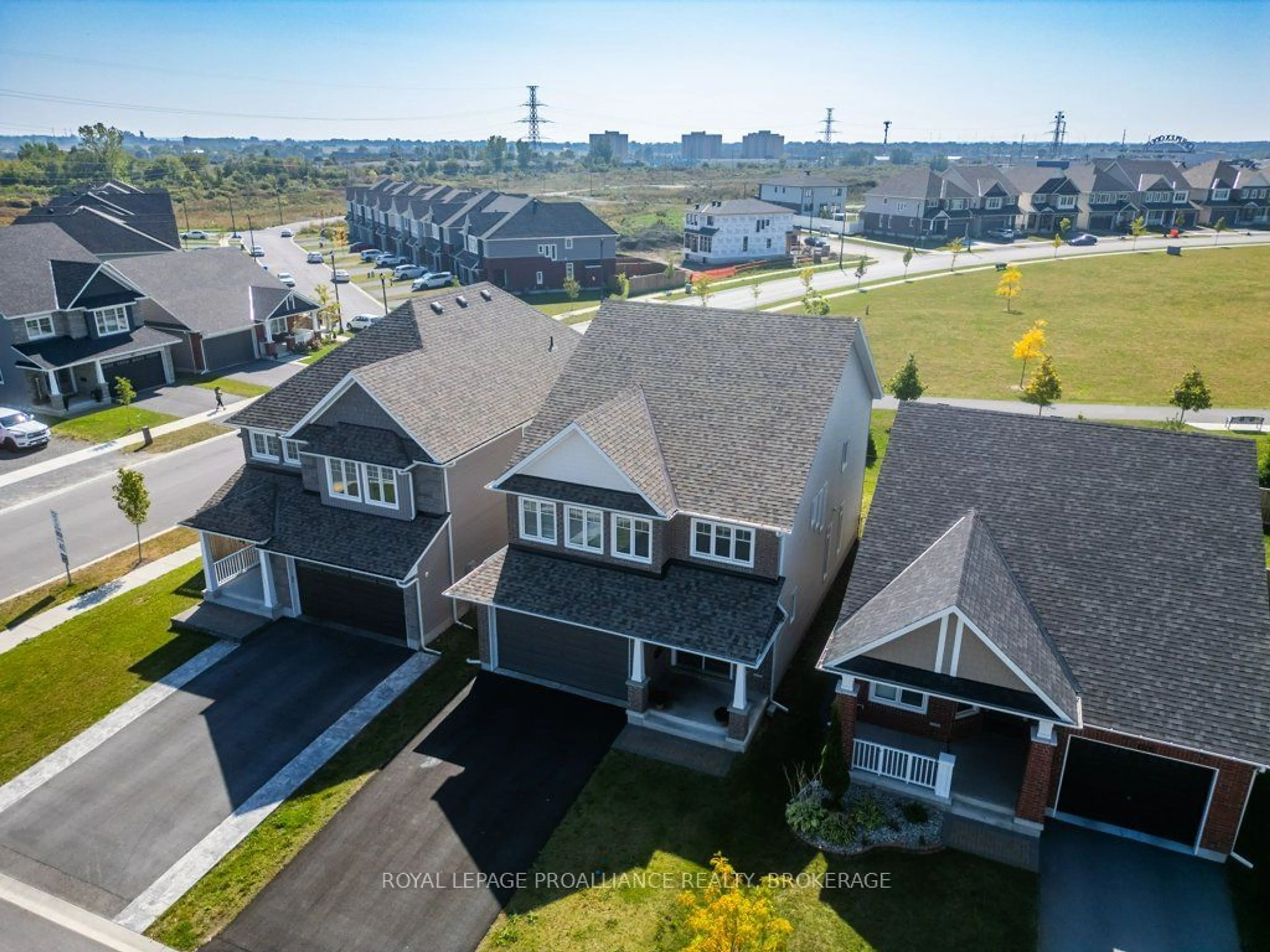 A pic from exterior of the house or condo, the street view for 1203 ASHFORD PLACE, Kingston Ontario K7M 0G4