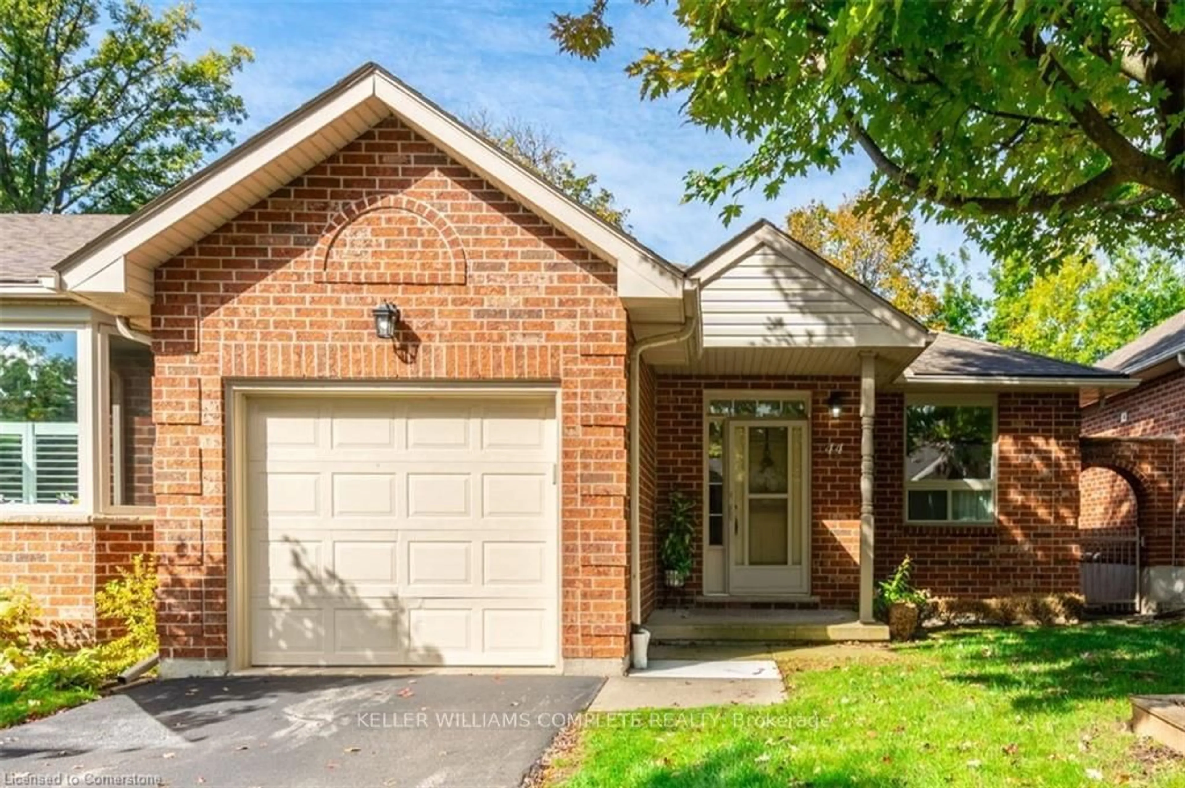 Home with brick exterior material for 44 Greentrail Dr, Hamilton Ontario L0R 1W0