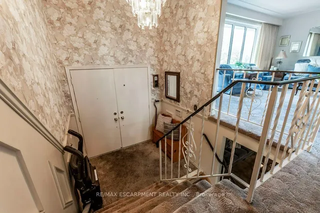 Additional property image - 39 San Francisco Ave