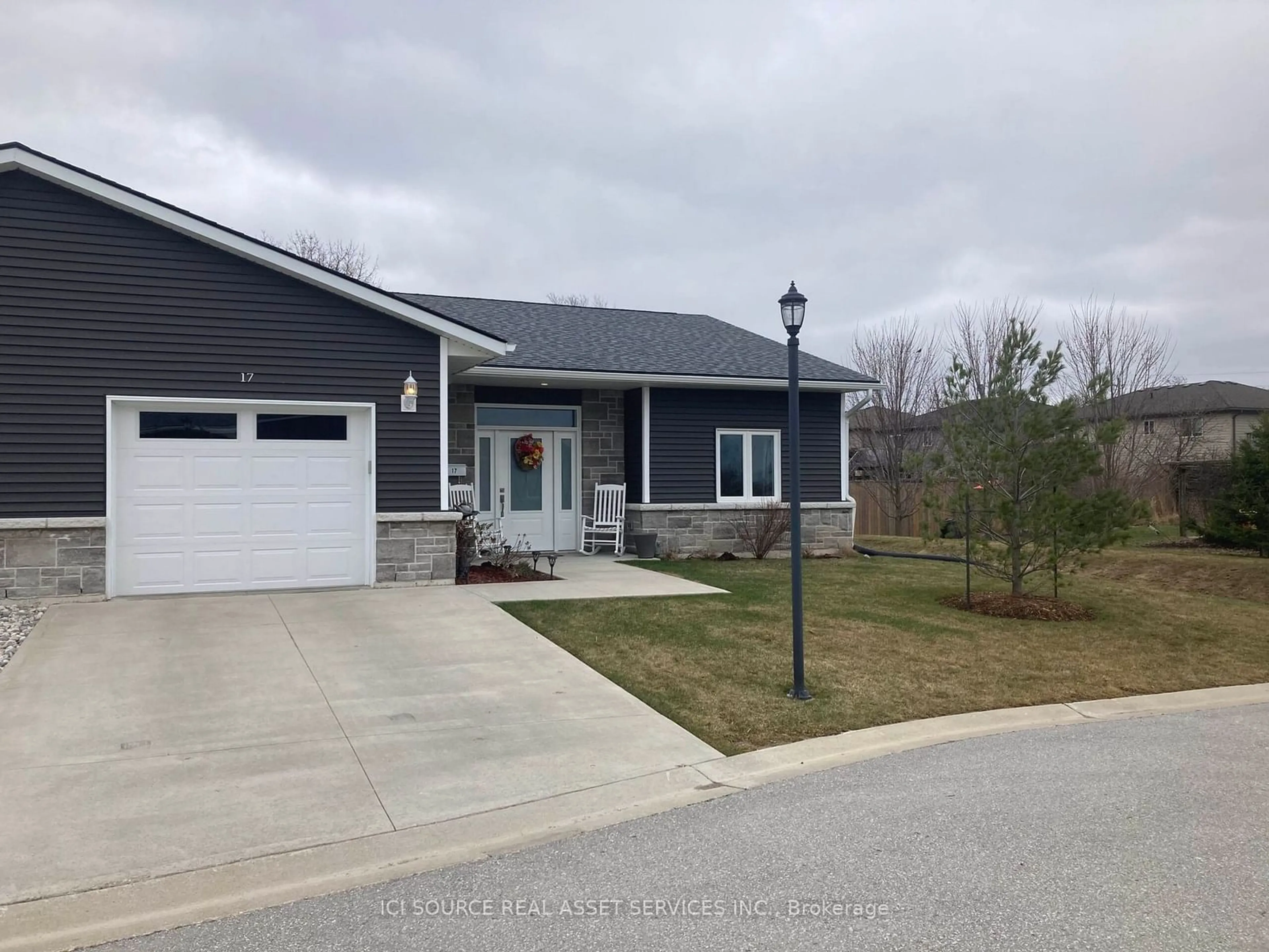 Frontside or backside of a home, cottage for 2380 9th Ave #17, Owen Sound Ontario N4K 3H5